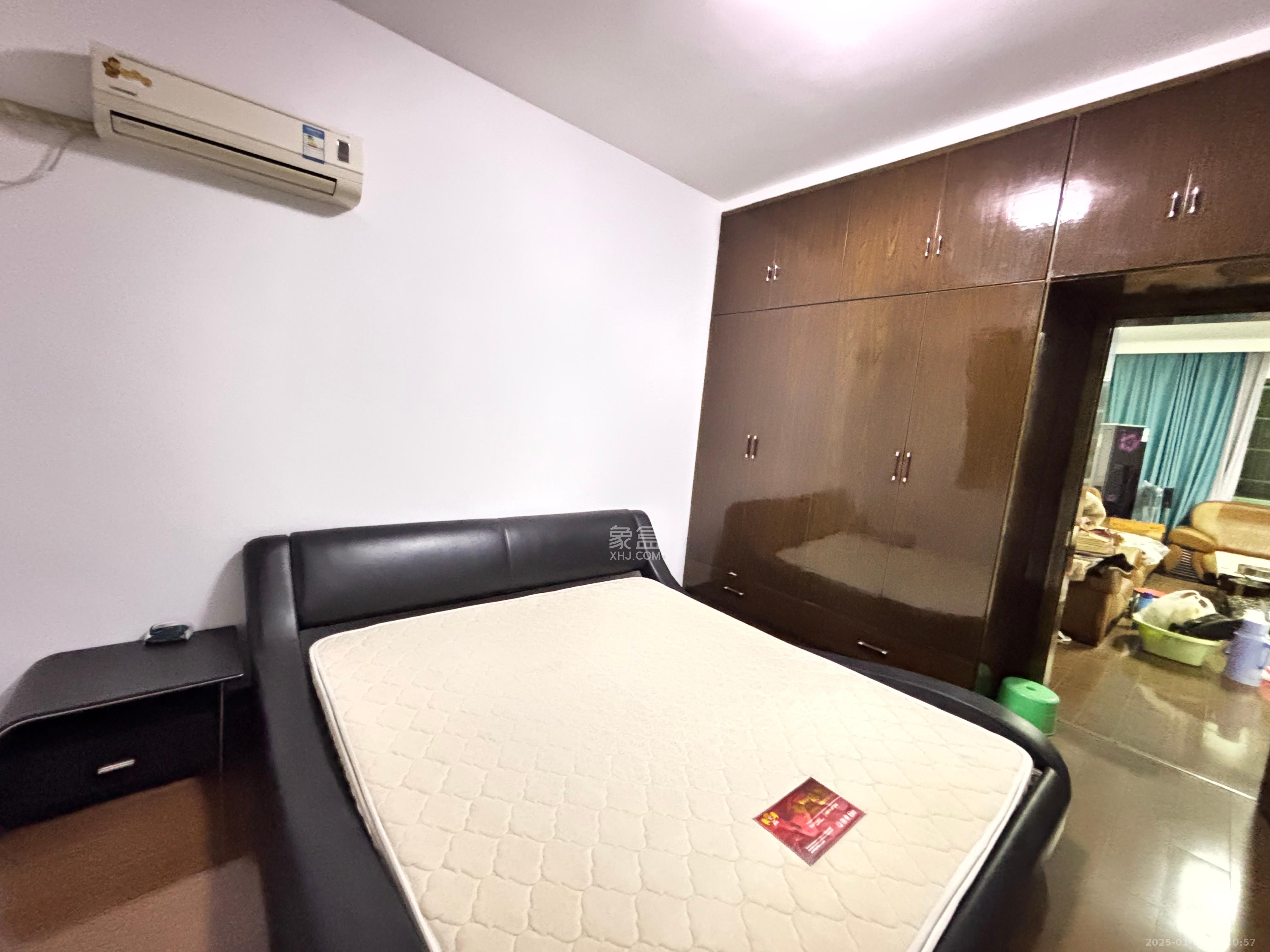 湘钢工人新村 3室2厅1卫 1200.0元/月 湘钢工人新村 3室2厅1卫 1200.0元/月室内图