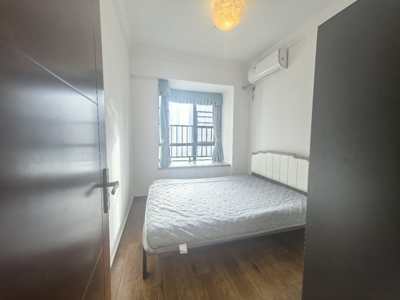 星华海岸城三期 3室2厅2卫 176.0万 星华海岸城三期 3室2厅2卫 176.0万室内图