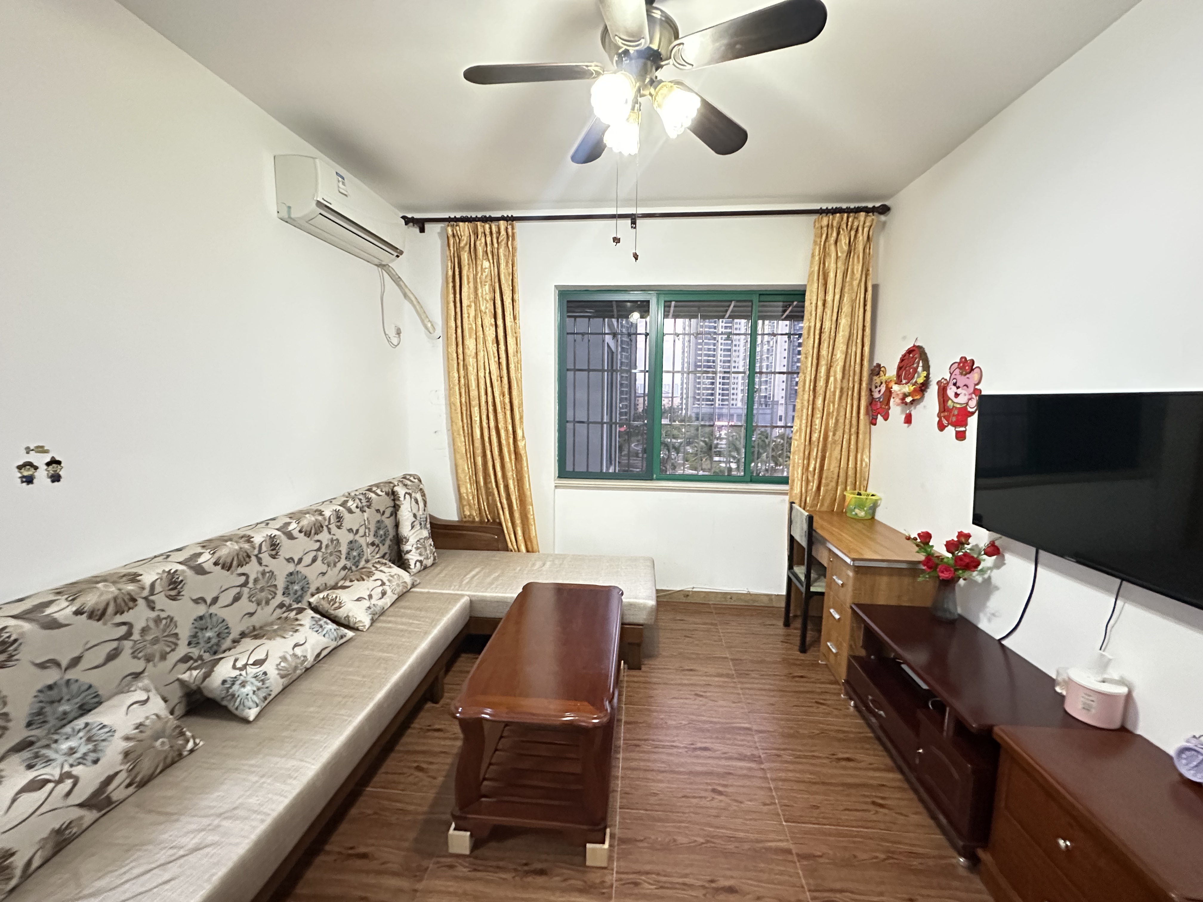 珍珠裕苑二期 1室2厅1卫 85.0万 珍珠裕苑二期 1室2厅1卫 85.0万室内图