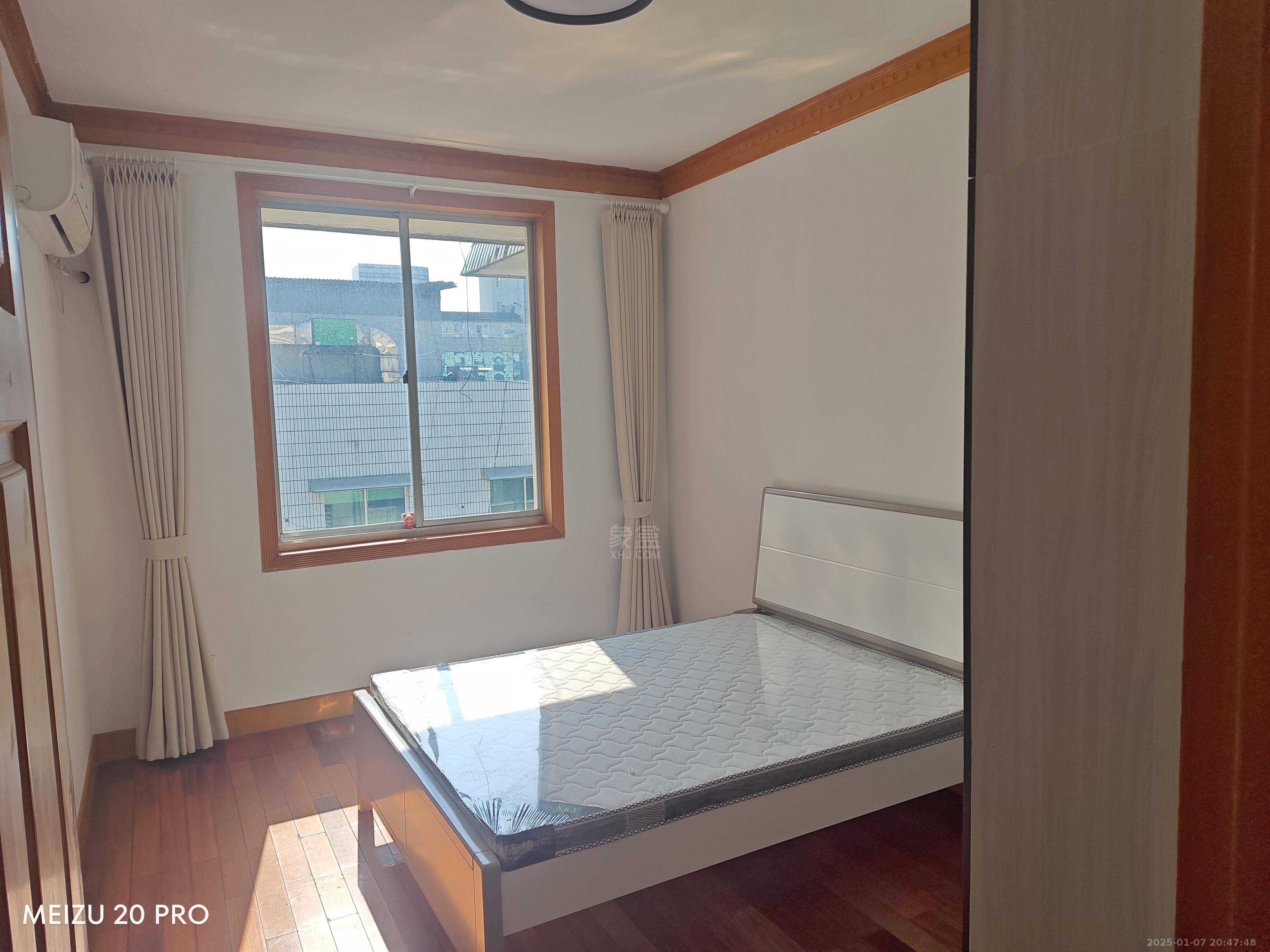 建设工程造价管理站泰山路26号 3室2厅2卫 1890.0元/月 建设工程造价管理站泰山路26号 3室2厅2卫 1890.0元/月室内图