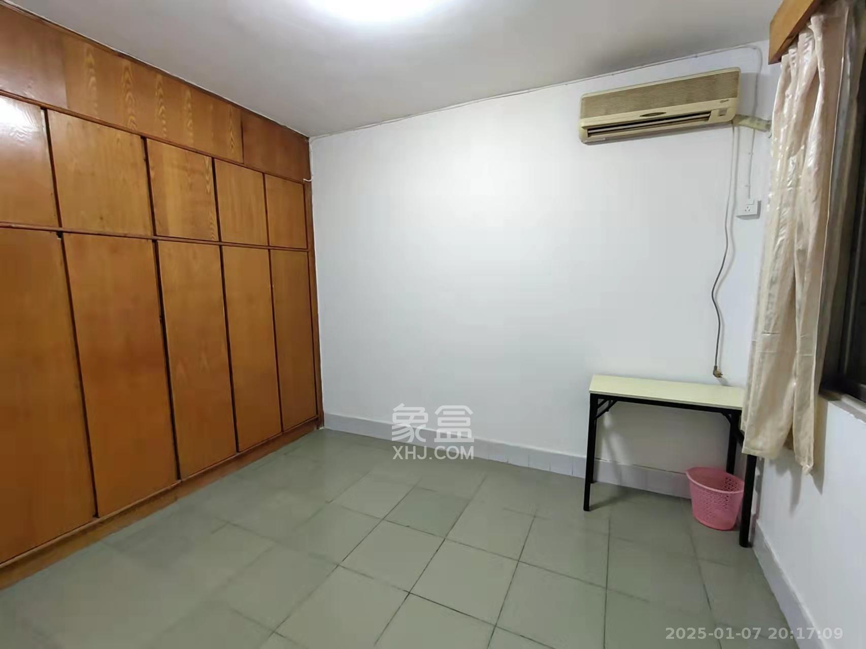 城市花园 3室2厅1卫 3000.0元/月 城市花园 3室2厅1卫 3000.0元/月室内图