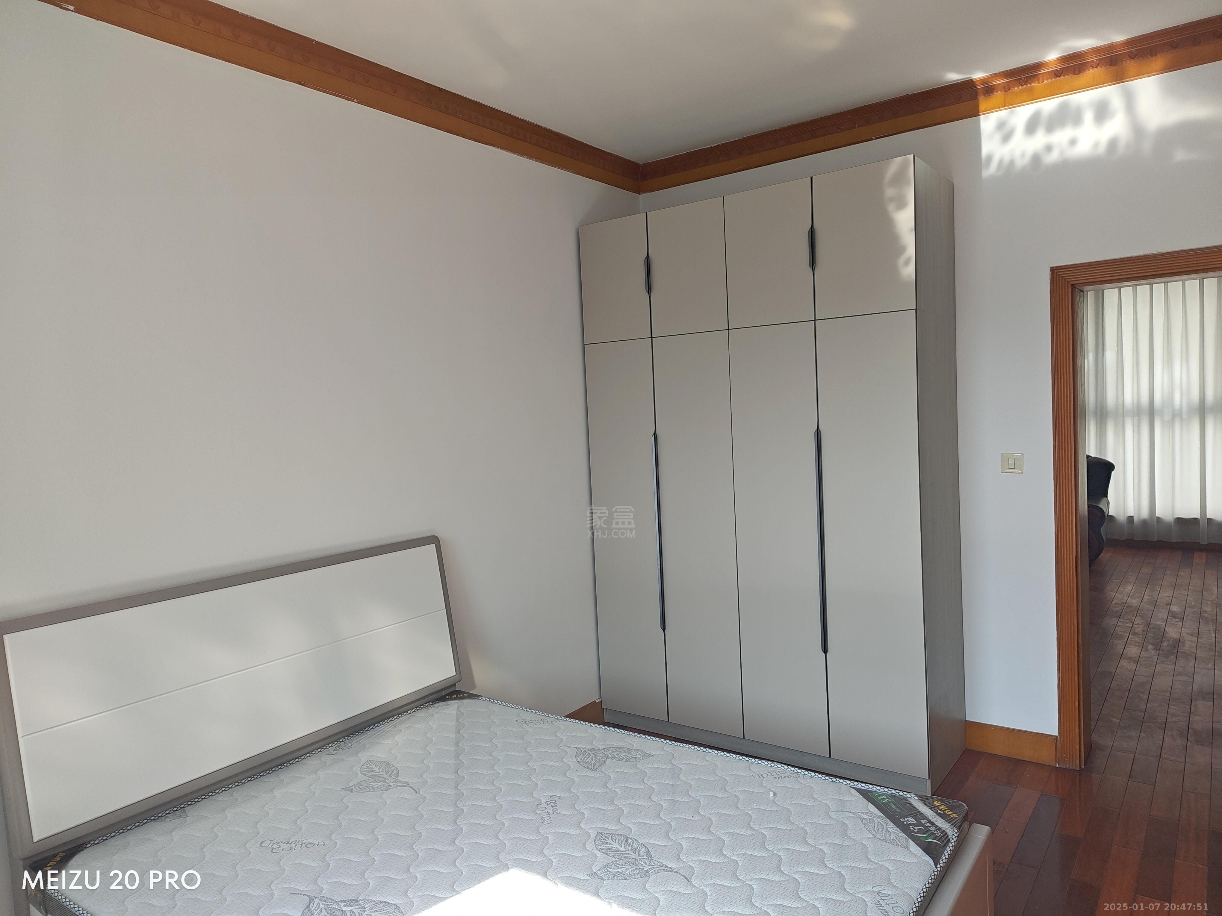 建设工程造价管理站泰山路26号 3室2厅2卫 1890.0元/月 建设工程造价管理站泰山路26号 3室2厅2卫 1890.0元/月室内图