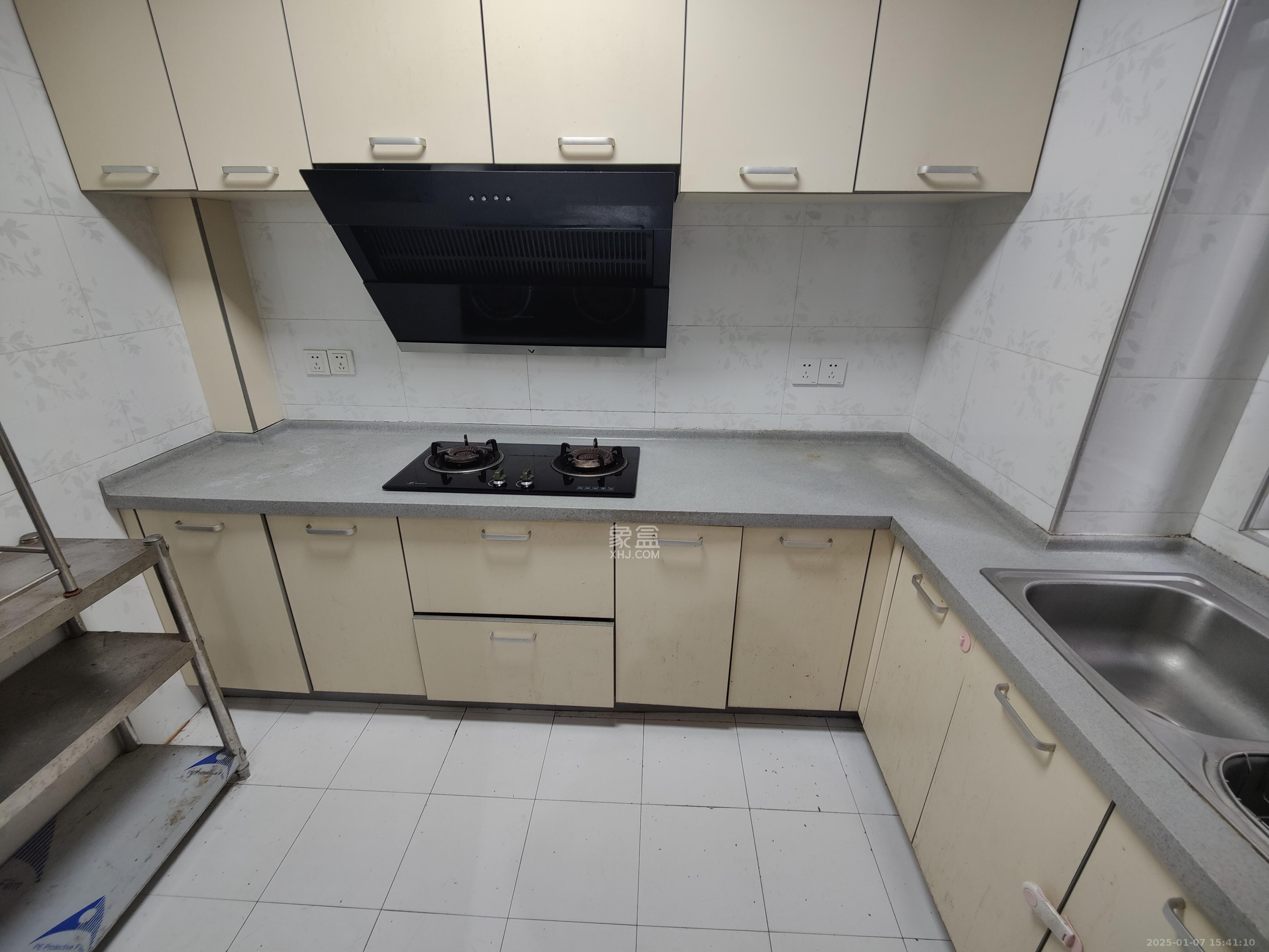 长盛岚庭 3室2厅1卫 2000.0元/月 长盛岚庭 3室2厅1卫 2000.0元/月室内图