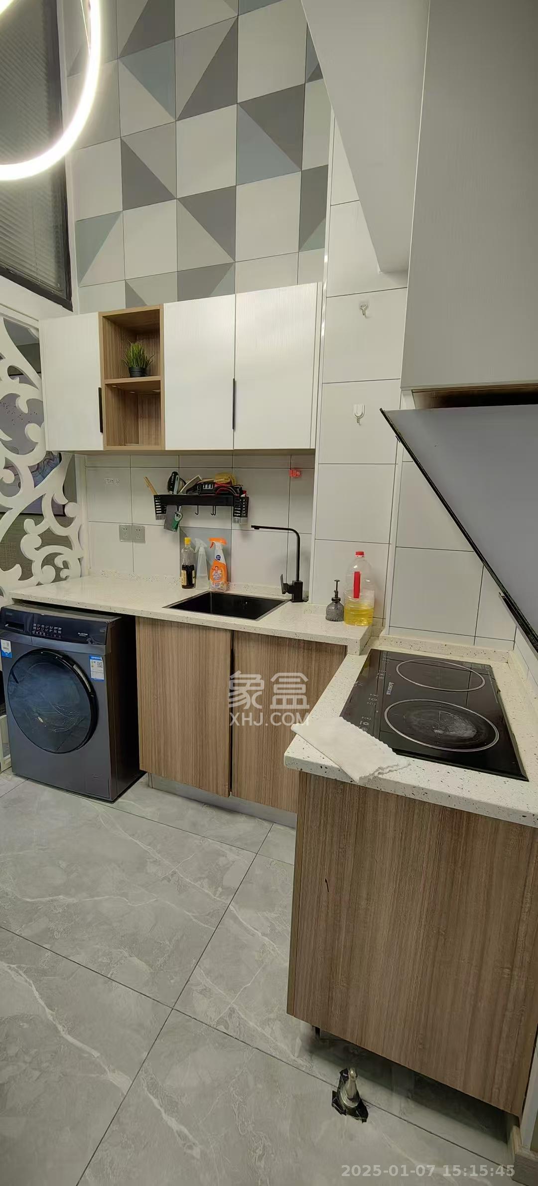 弘坤云寓  1室1厅1卫   2600.00元/月室内图