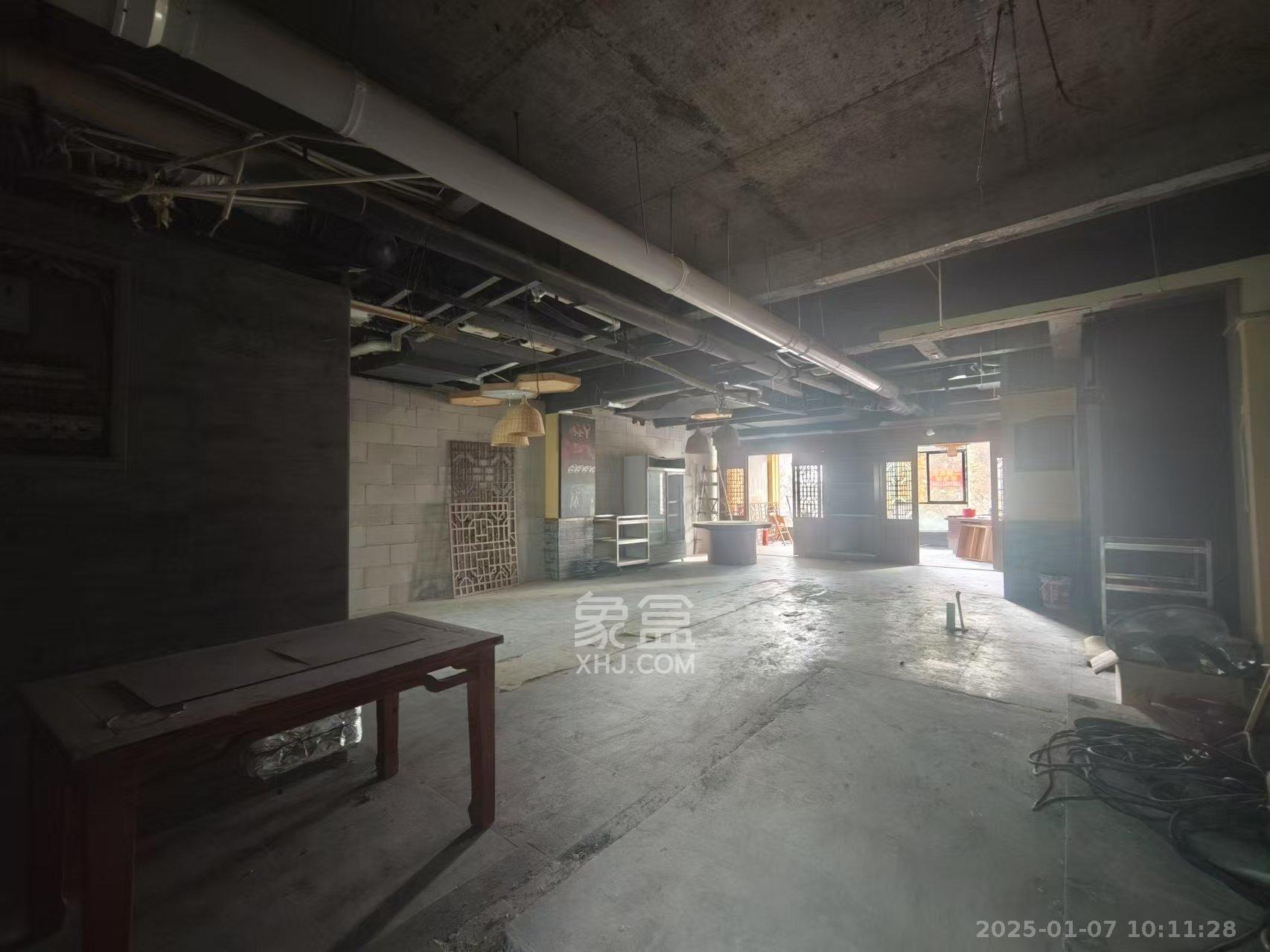 城东安置区(星城社区) 1室0厅0卫 9000.0元/月 城东安置区(星城社区) 1室0厅0卫 9000.0元/月室内图