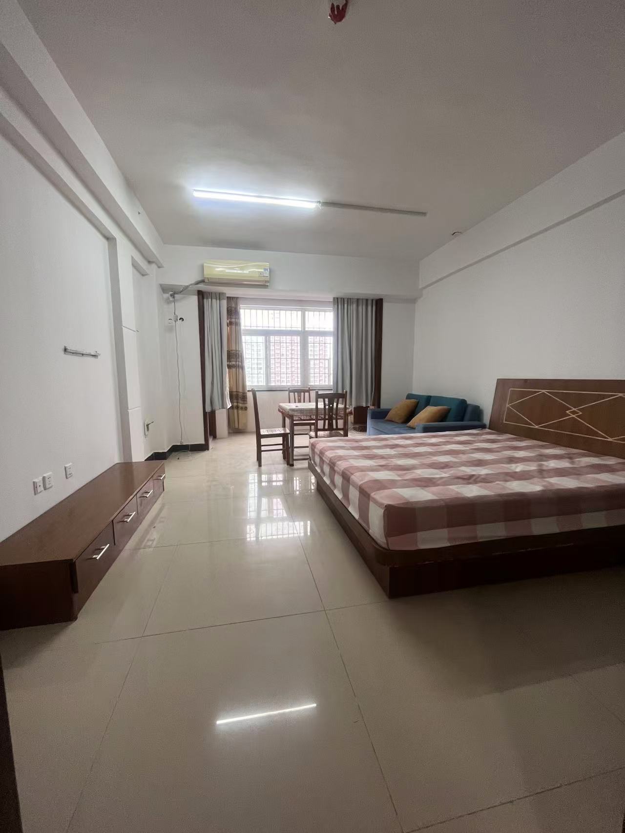 姑苏名园 1室1厅1卫 25.8万 姑苏名园 1室1厅1卫 25.8万客厅