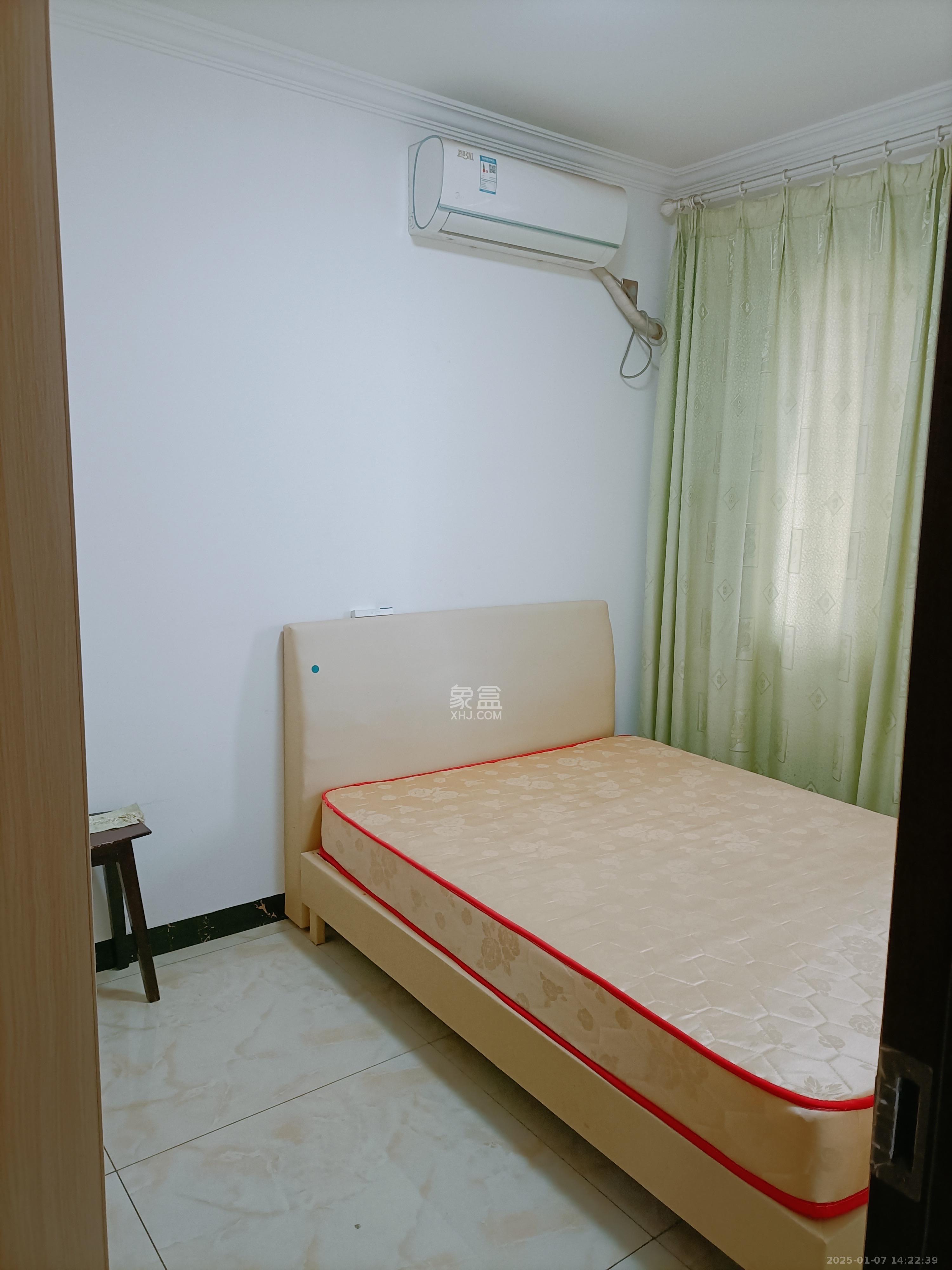桥头家苑一期  2室2厅1卫   1700.00元/月室内图