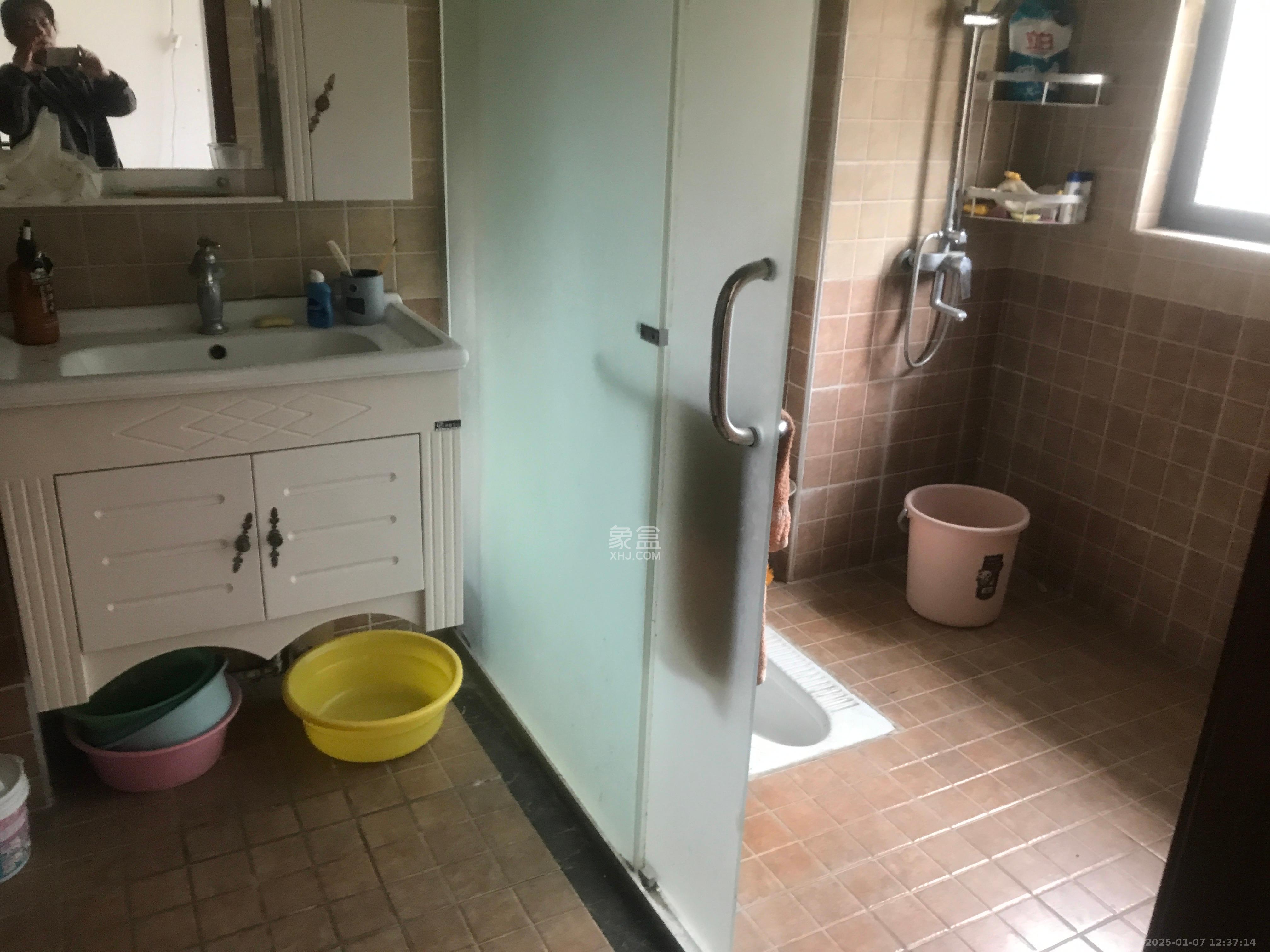 澳海澜庭  3室2厅1卫   1600.00元/月室内图