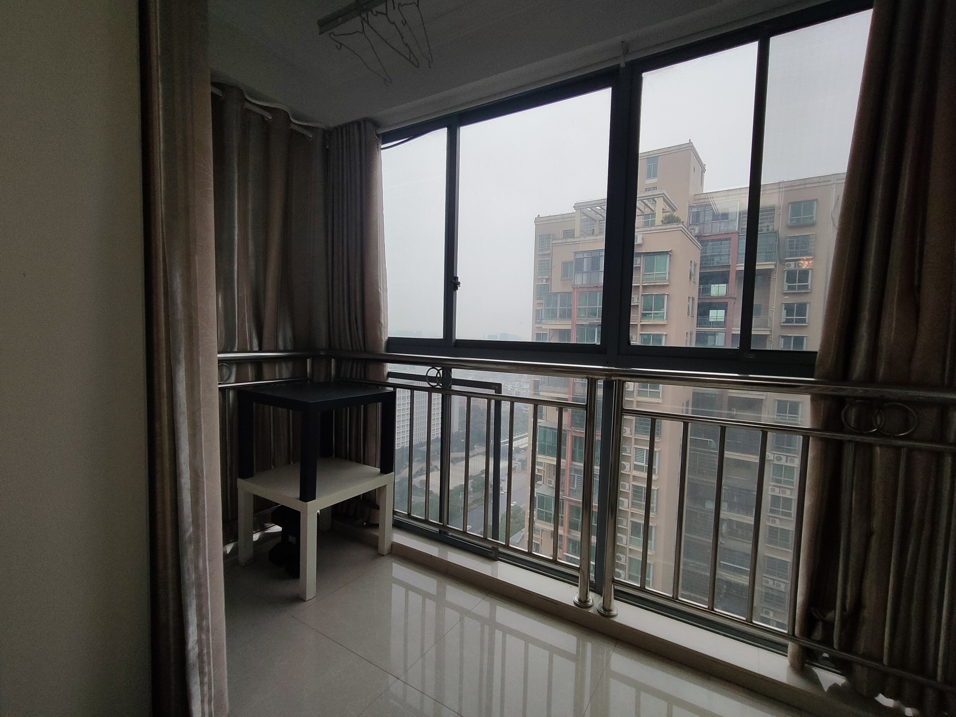 鹏利广场 1室1厅1卫 1280.0元/月 鹏利广场 1室1厅1卫 1280.0元/月室内图