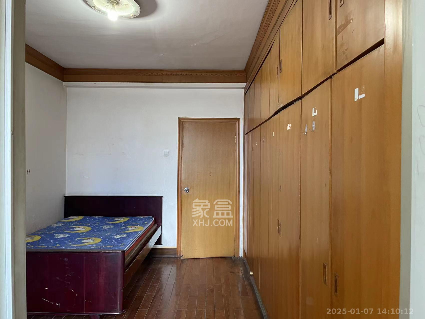 新奥燃气宿舍 2室2厅1卫 1500.0元/月 新奥燃气宿舍 2室2厅1卫 1500.0元/月室内图