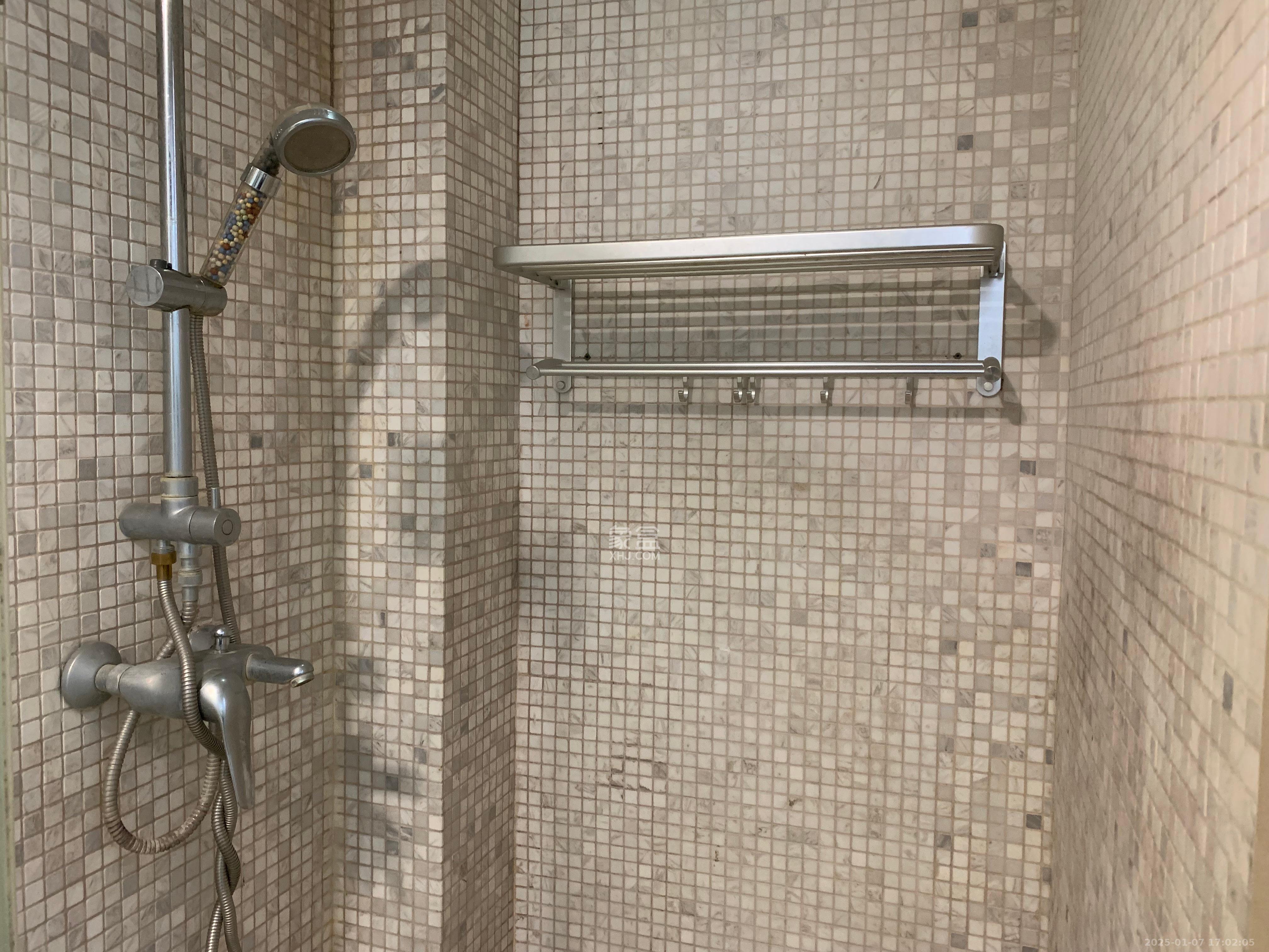 喜盈门范城 1室1厅1卫 1300.0元/月 喜盈门范城 1室1厅1卫 1300.0元/月室内图