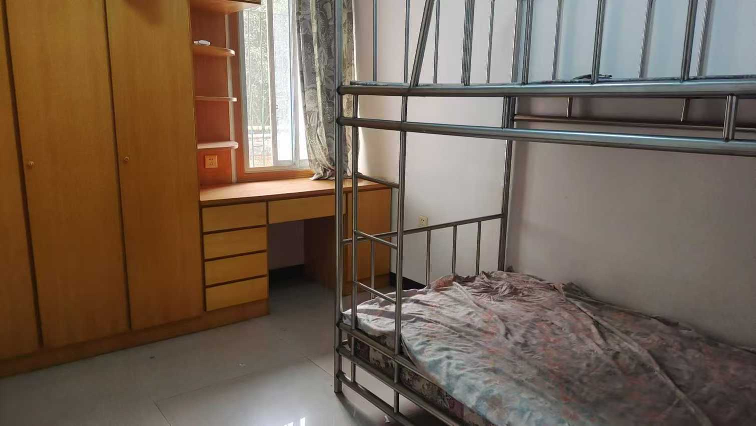 富桥市场 4室2厅2卫 1180.0元/月 富桥市场 4室2厅2卫 1180.0元/月室内图