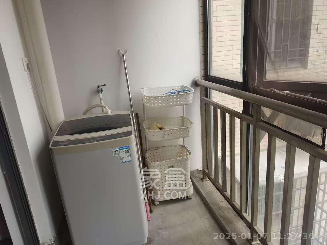 鑫远湘府逸园 4室2厅1卫 2500.0元/月 鑫远湘府逸园 4室2厅1卫 2500.0元/月室内图