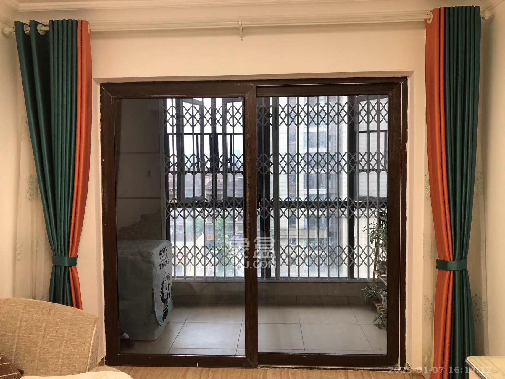 碧桂园星城首府 3室2厅2卫 3200.0元/月 碧桂园星城首府 3室2厅2卫 3200.0元/月室内图