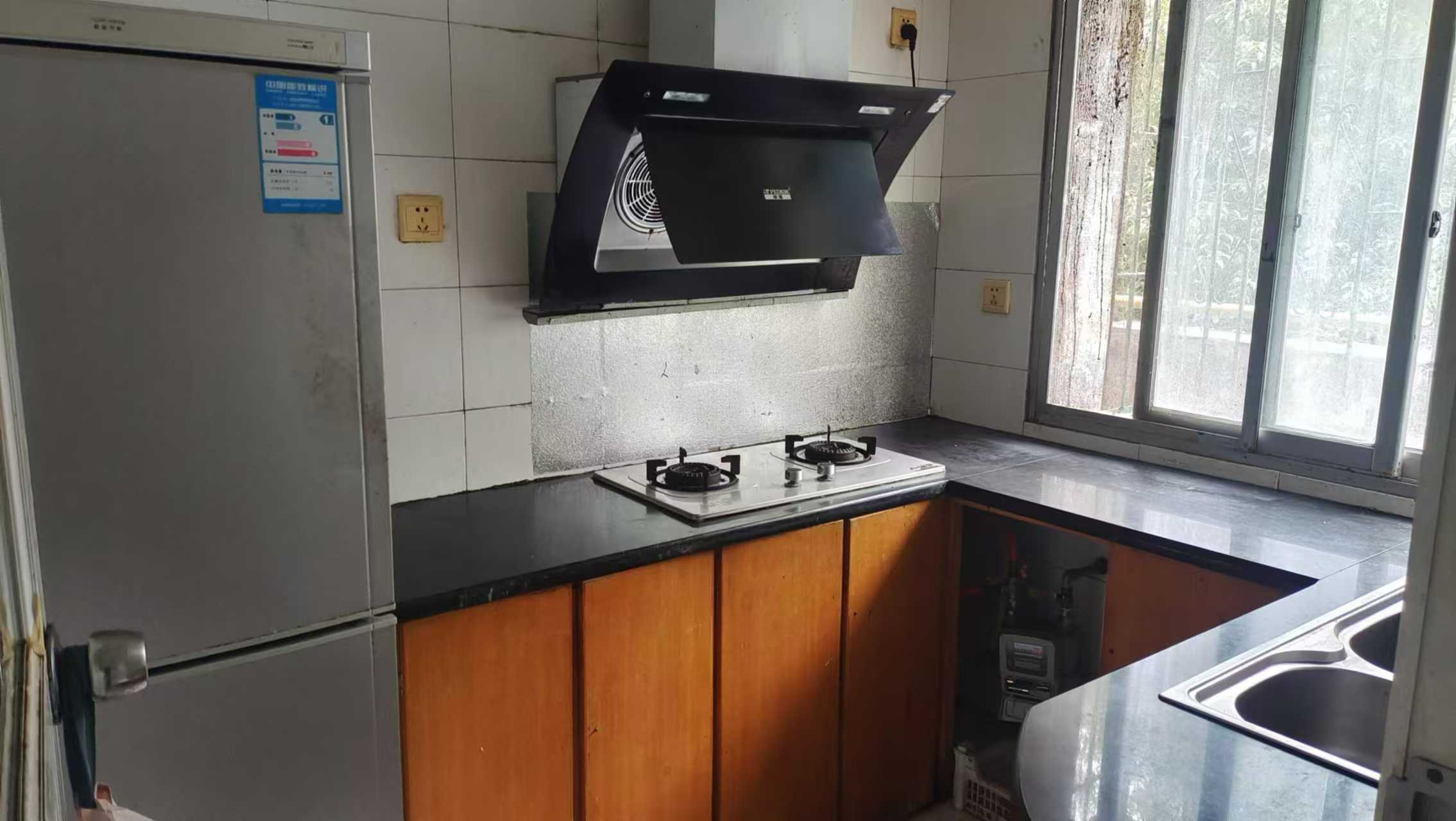 富桥市场 4室2厅2卫 1180.0元/月 富桥市场 4室2厅2卫 1180.0元/月室内图