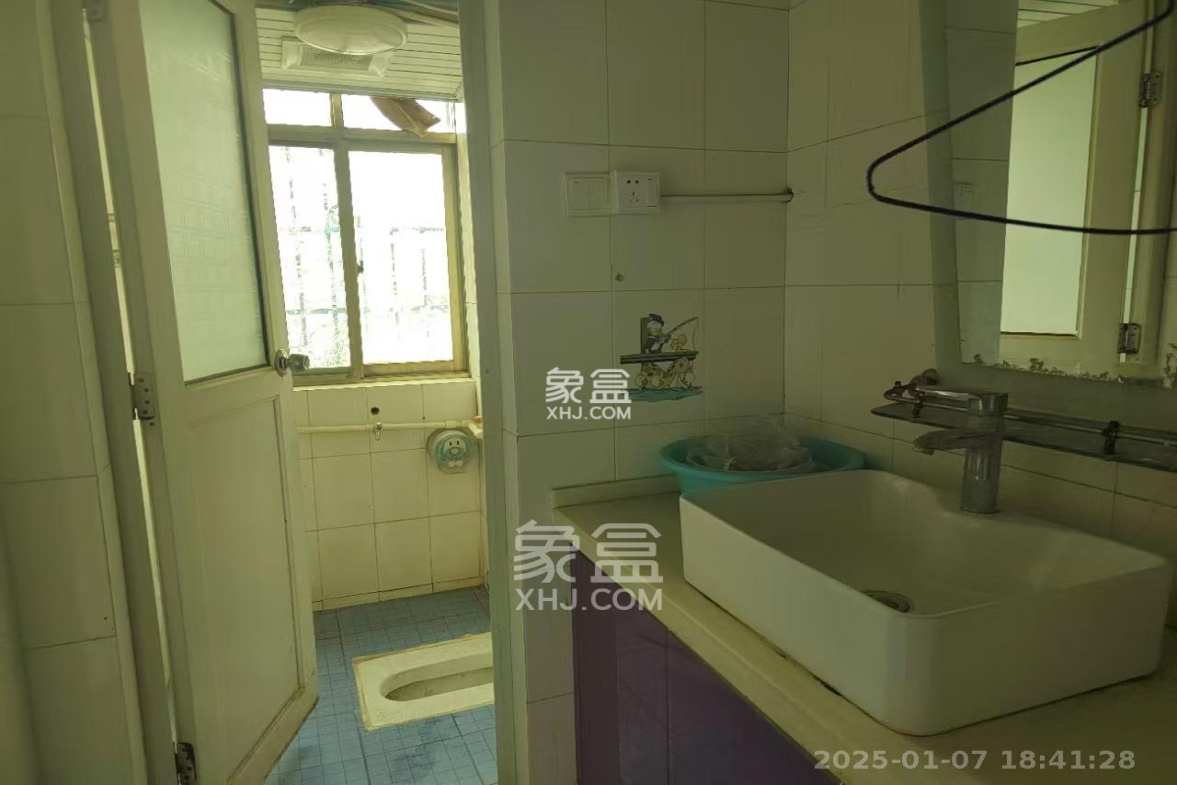 仁和家园 3室2厅1卫 1500.0元/月 仁和家园 3室2厅1卫 1500.0元/月室内图