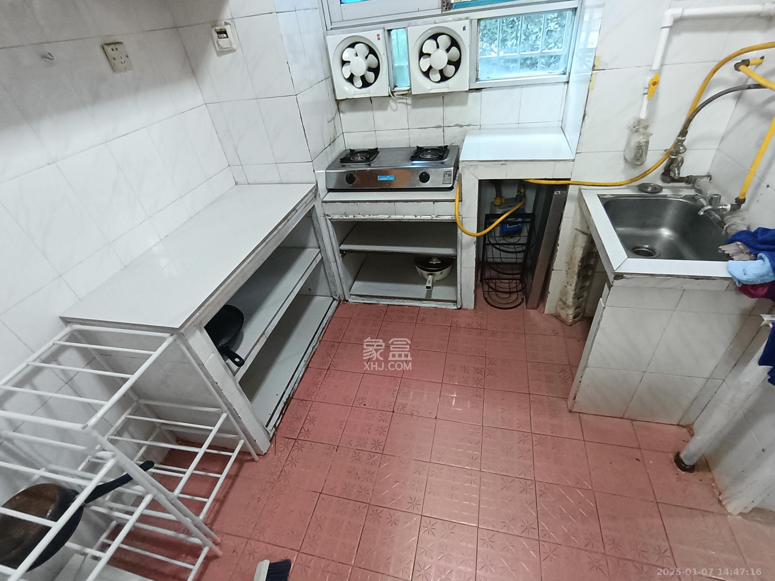 省建材机械厂宿舍  3室2厅1卫   1600.00元/月室内图
