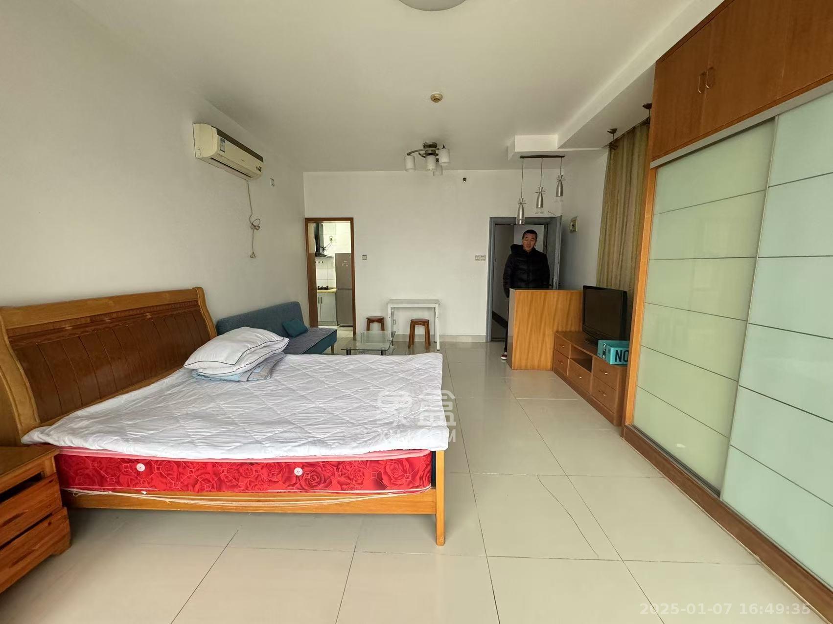 东方新世界 1室0厅1卫 1800.0元/月 东方新世界 1室0厅1卫 1800.0元/月室内图