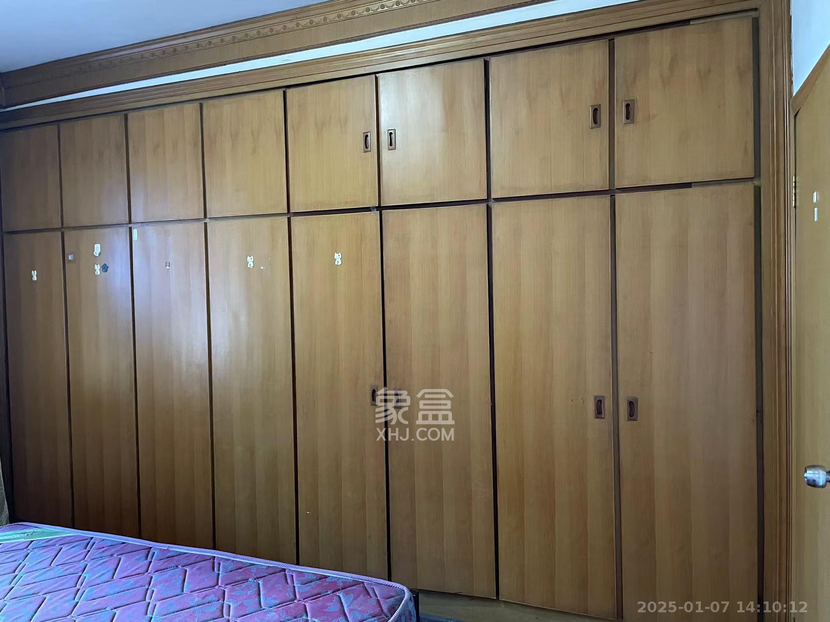 新奥燃气宿舍 2室2厅1卫 1500.0元/月 新奥燃气宿舍 2室2厅1卫 1500.0元/月室内图