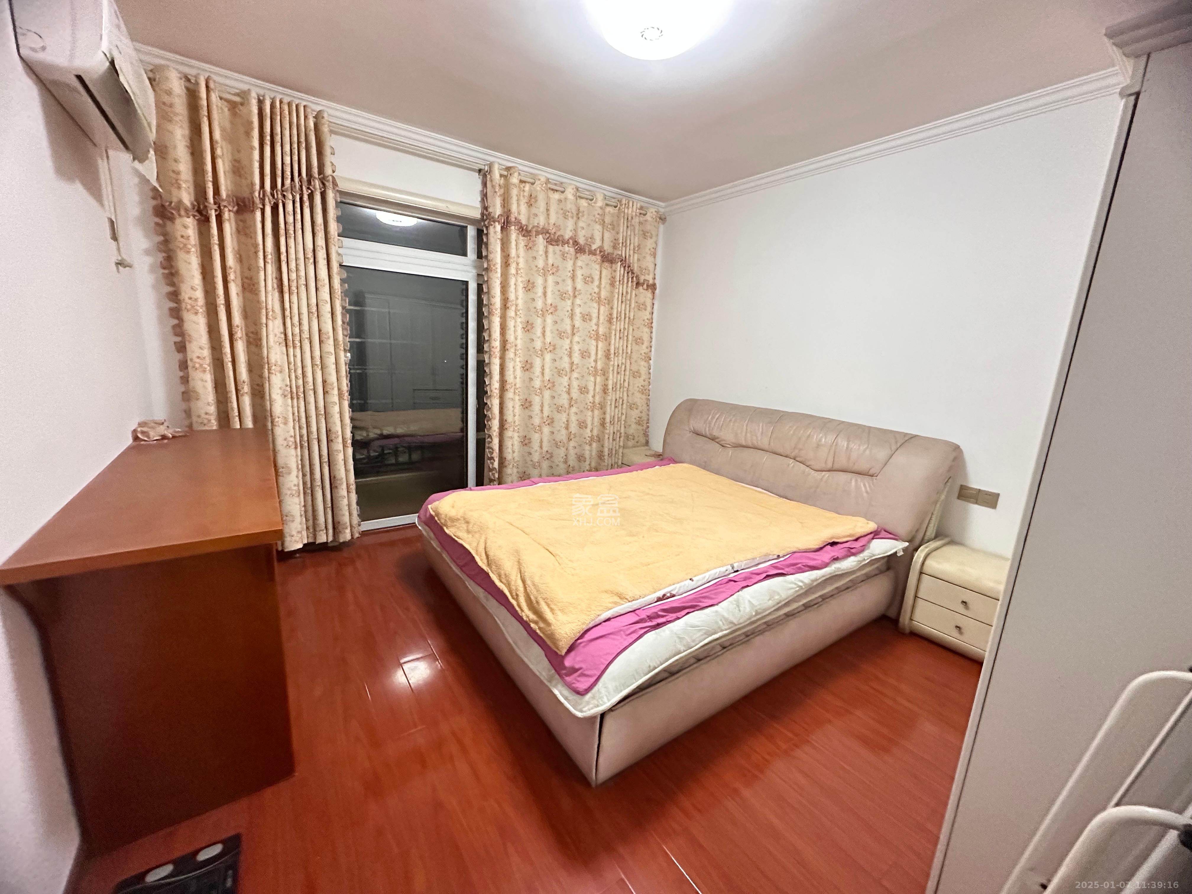 星城新宇莲景苑 3室0厅0卫 2500.0元/月 星城新宇莲景苑 3室0厅0卫 2500.0元/月室内图