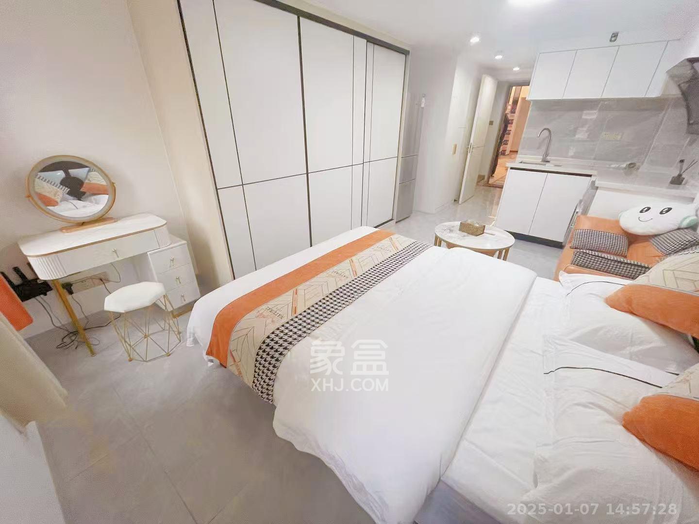 力高凤凰新天 1室1厅1卫 1600.0元/月 力高凤凰新天 1室1厅1卫 1600.0元/月室内图