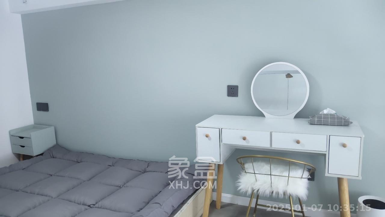 裕天国际商汇中心 1室1厅1卫 2400.0元/月 裕天国际商汇中心 1室1厅1卫 2400.0元/月室内图