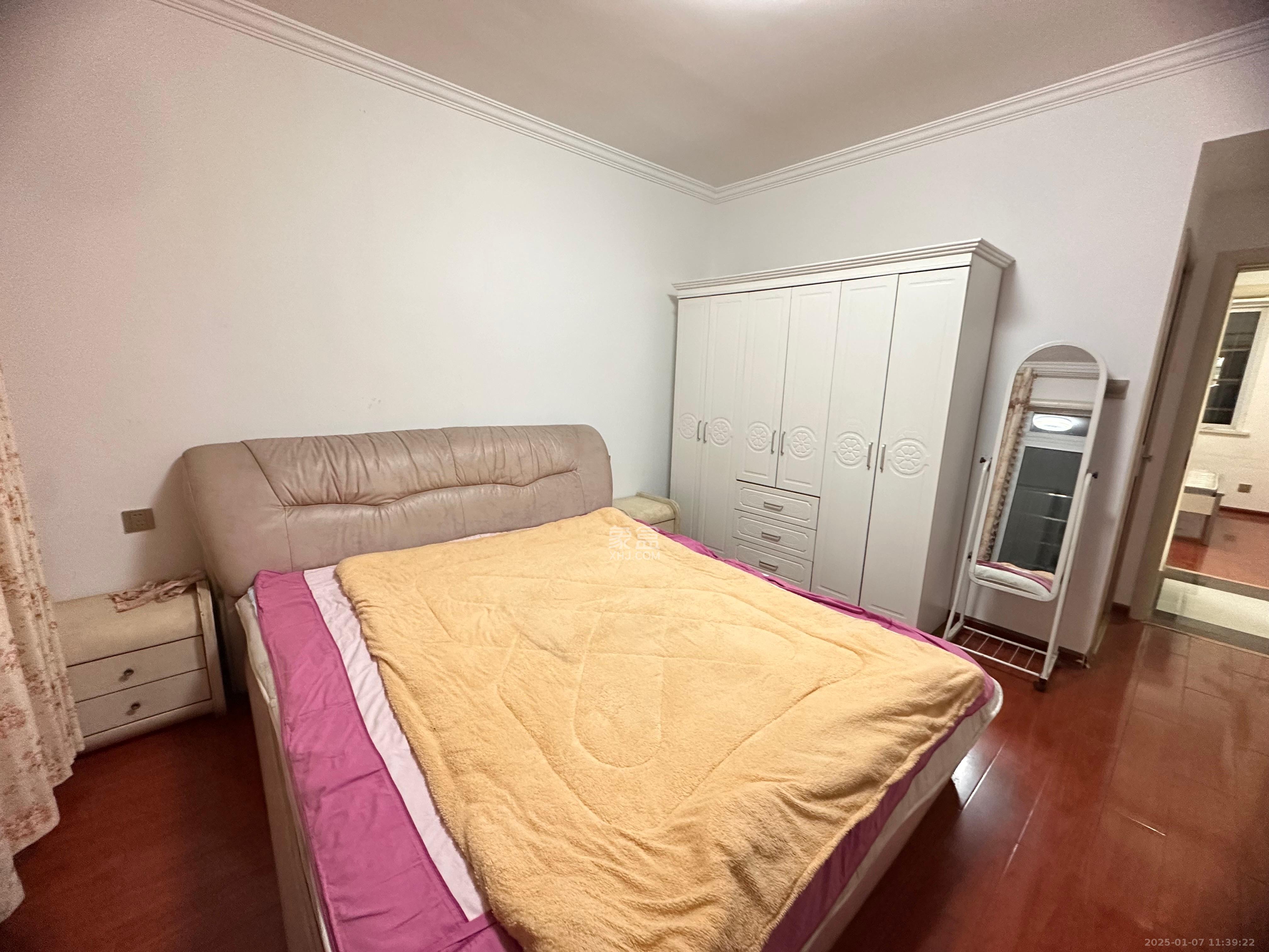 星城新宇莲景苑 3室0厅0卫 2500.0元/月 星城新宇莲景苑 3室0厅0卫 2500.0元/月室内图