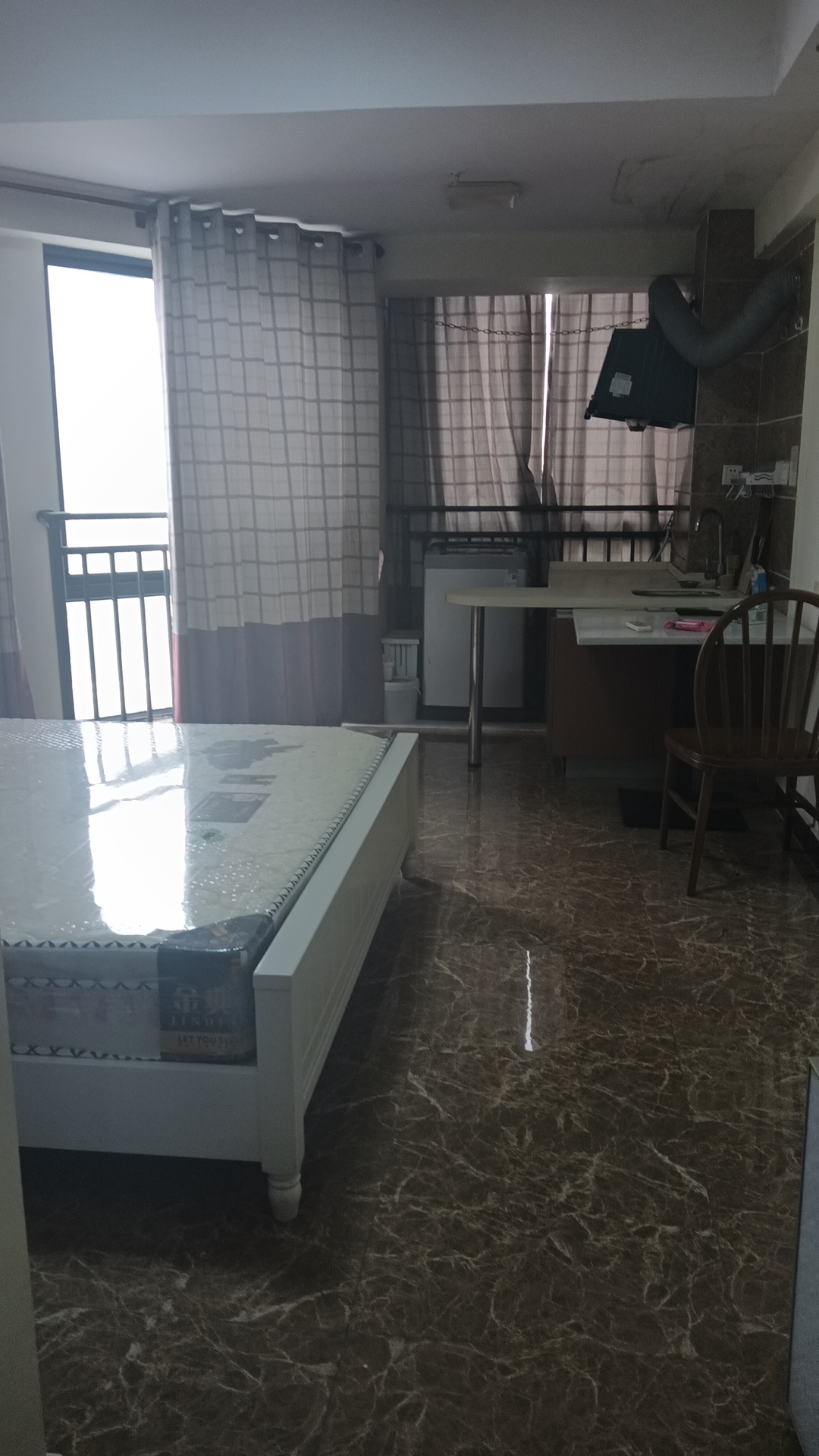 正大豪庭  1室0厅0卫   1600.00元/月室内图