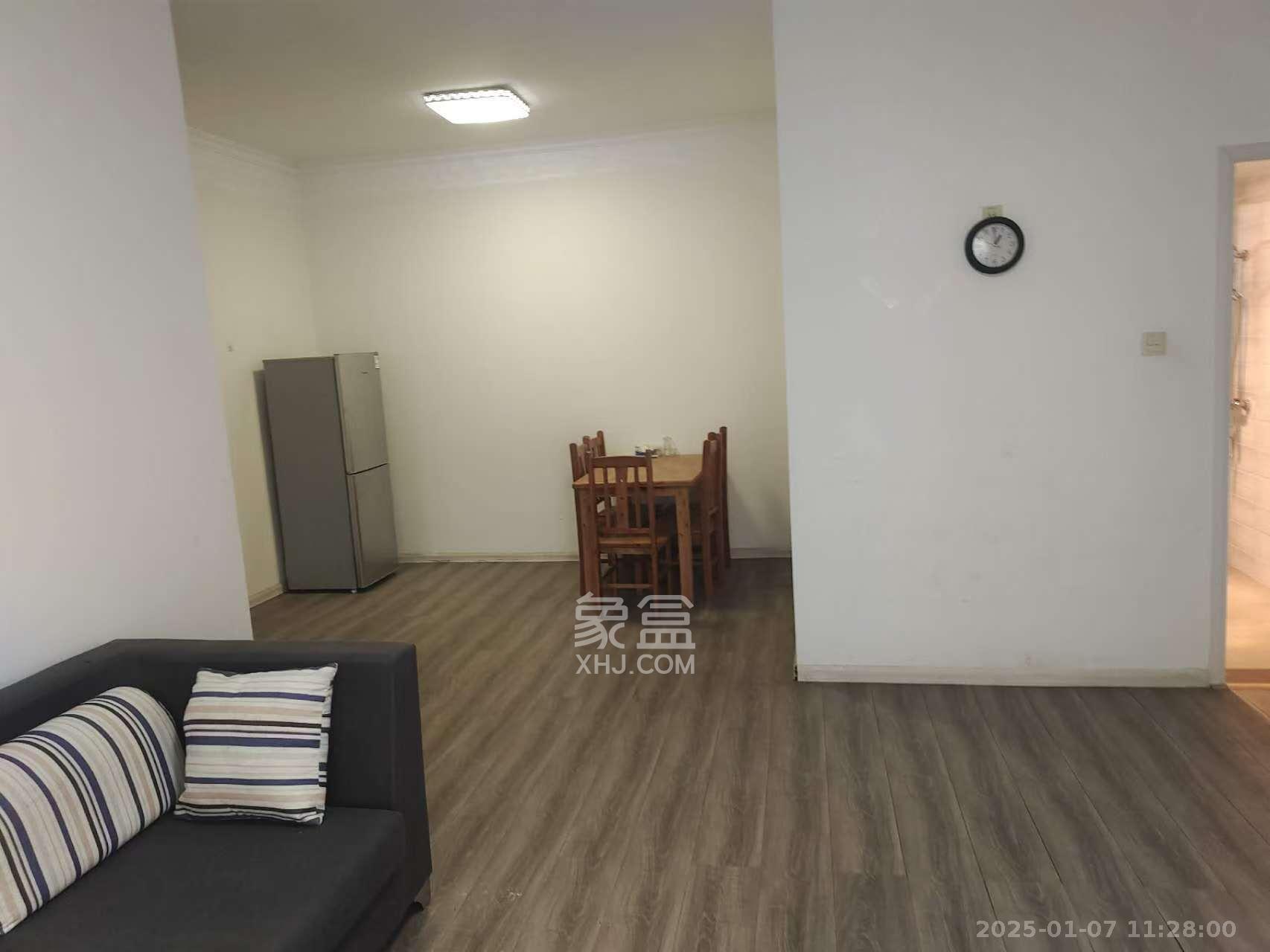 鑫远湘府逸园 4室2厅1卫 2500.0元/月 鑫远湘府逸园 4室2厅1卫 2500.0元/月室内图