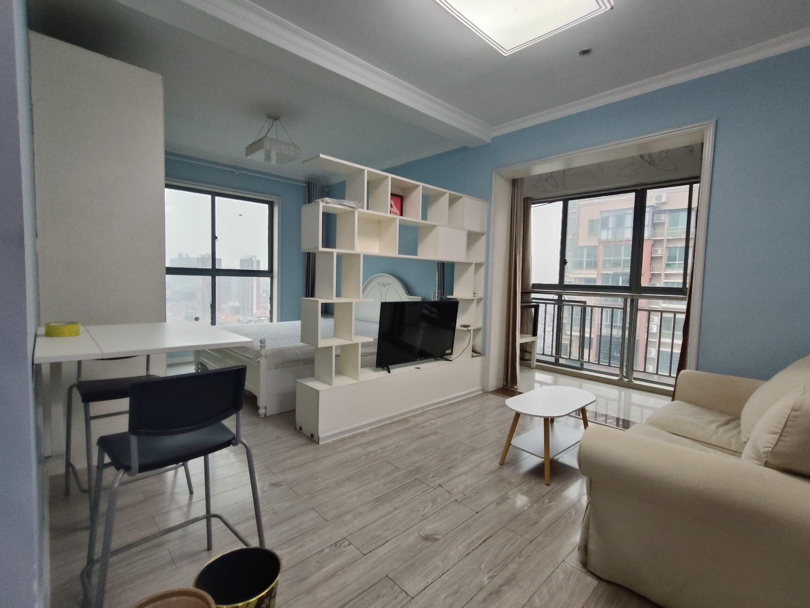 鹏利广场 1室1厅1卫 1280.0元/月 鹏利广场 1室1厅1卫 1280.0元/月室内图