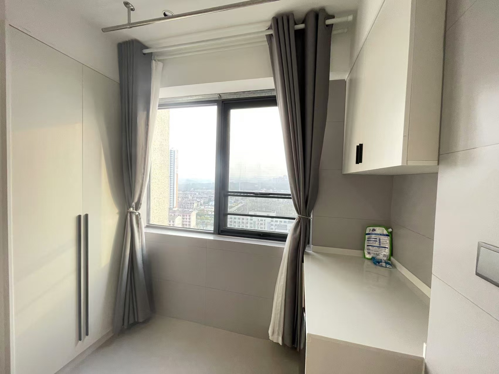 涌创天悦(涌创天誉) 1室1厅1卫 1700.0元/月 涌创天悦(涌创天誉) 1室1厅1卫 1700.0元/月室内图