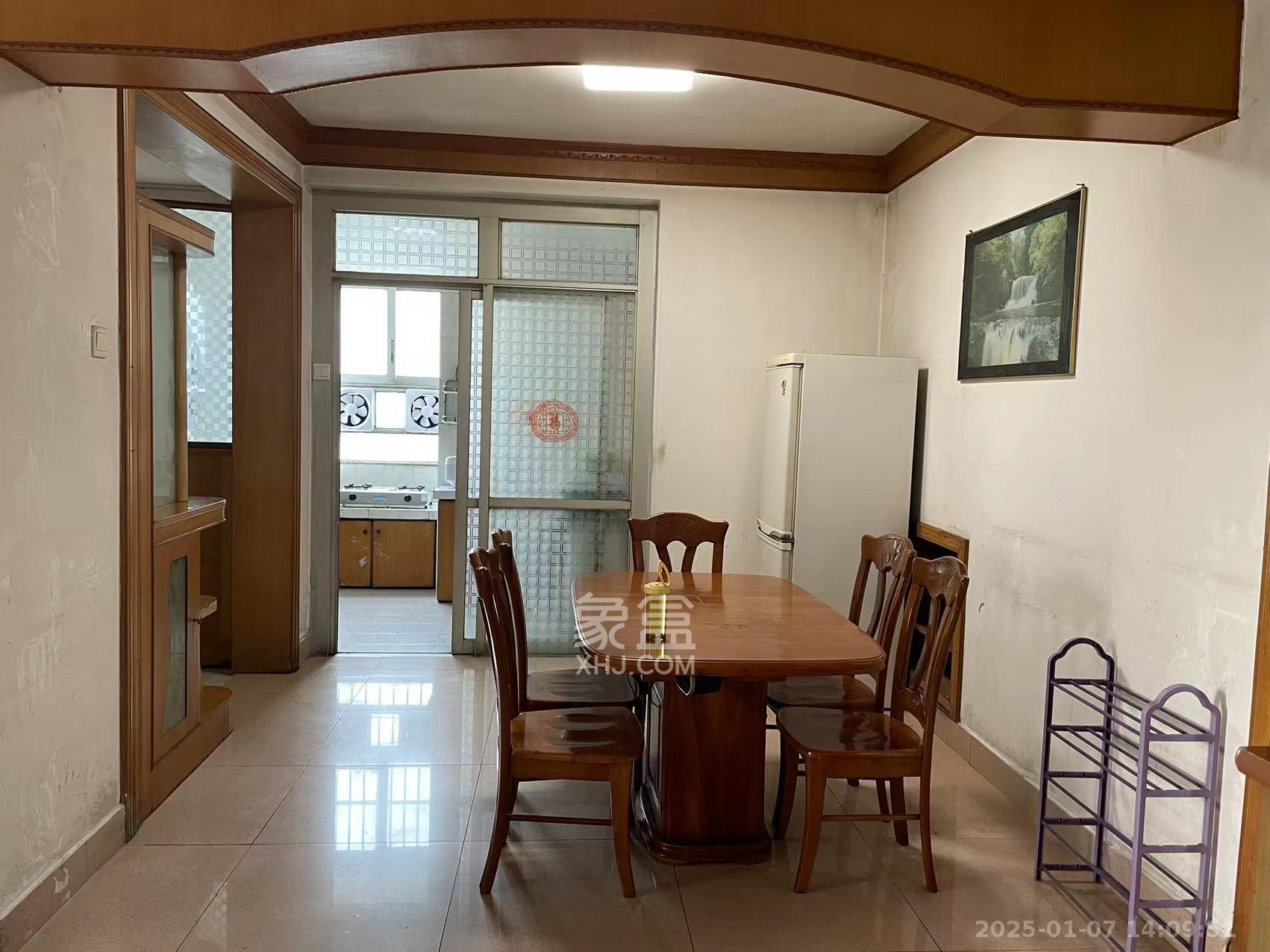 新奥燃气宿舍 2室2厅1卫 1500.0元/月 新奥燃气宿舍 2室2厅1卫 1500.0元/月室内图