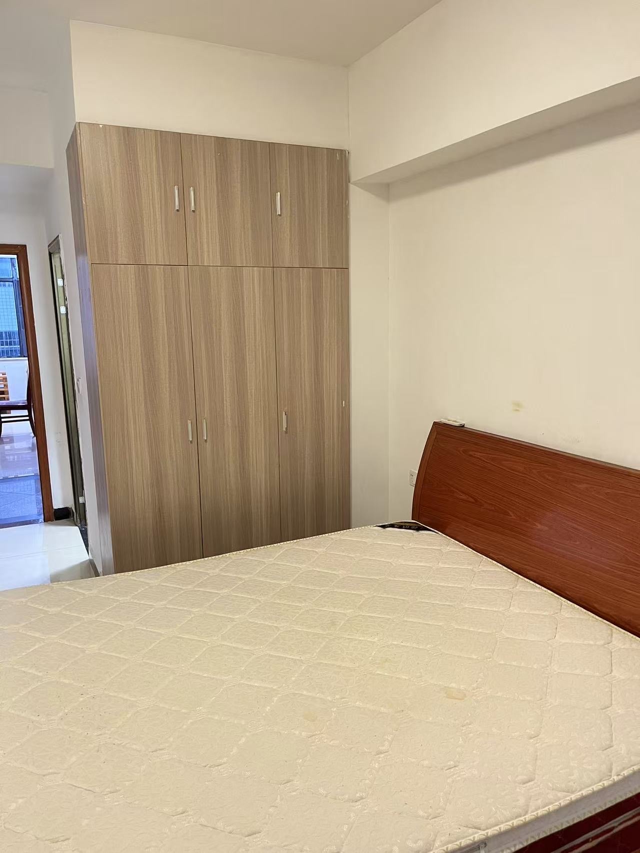 南垅社区(A区) 2室2厅2卫 800.0元/月 南垅社区(A区) 2室2厅2卫 800.0元/月室内图