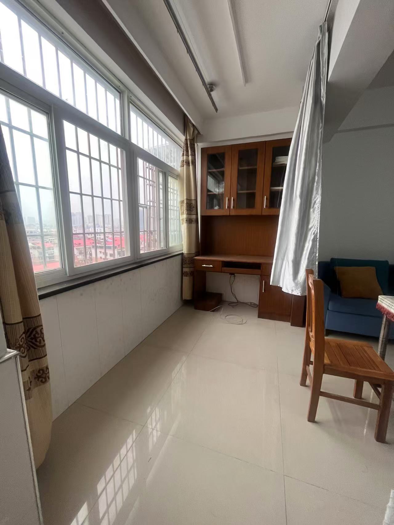 姑苏名园 1室1厅1卫 25.8万 姑苏名园 1室1厅1卫 25.8万客厅