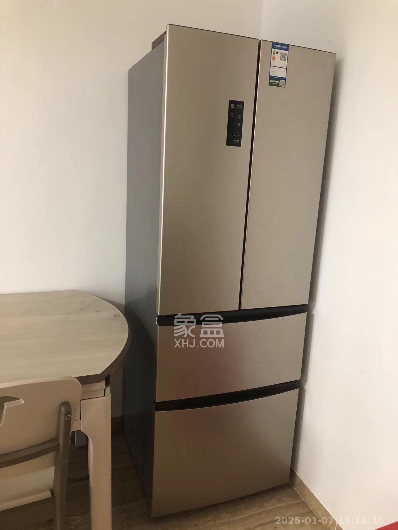 碧桂园星城首府 3室2厅2卫 3200.0元/月 碧桂园星城首府 3室2厅2卫 3200.0元/月室内图