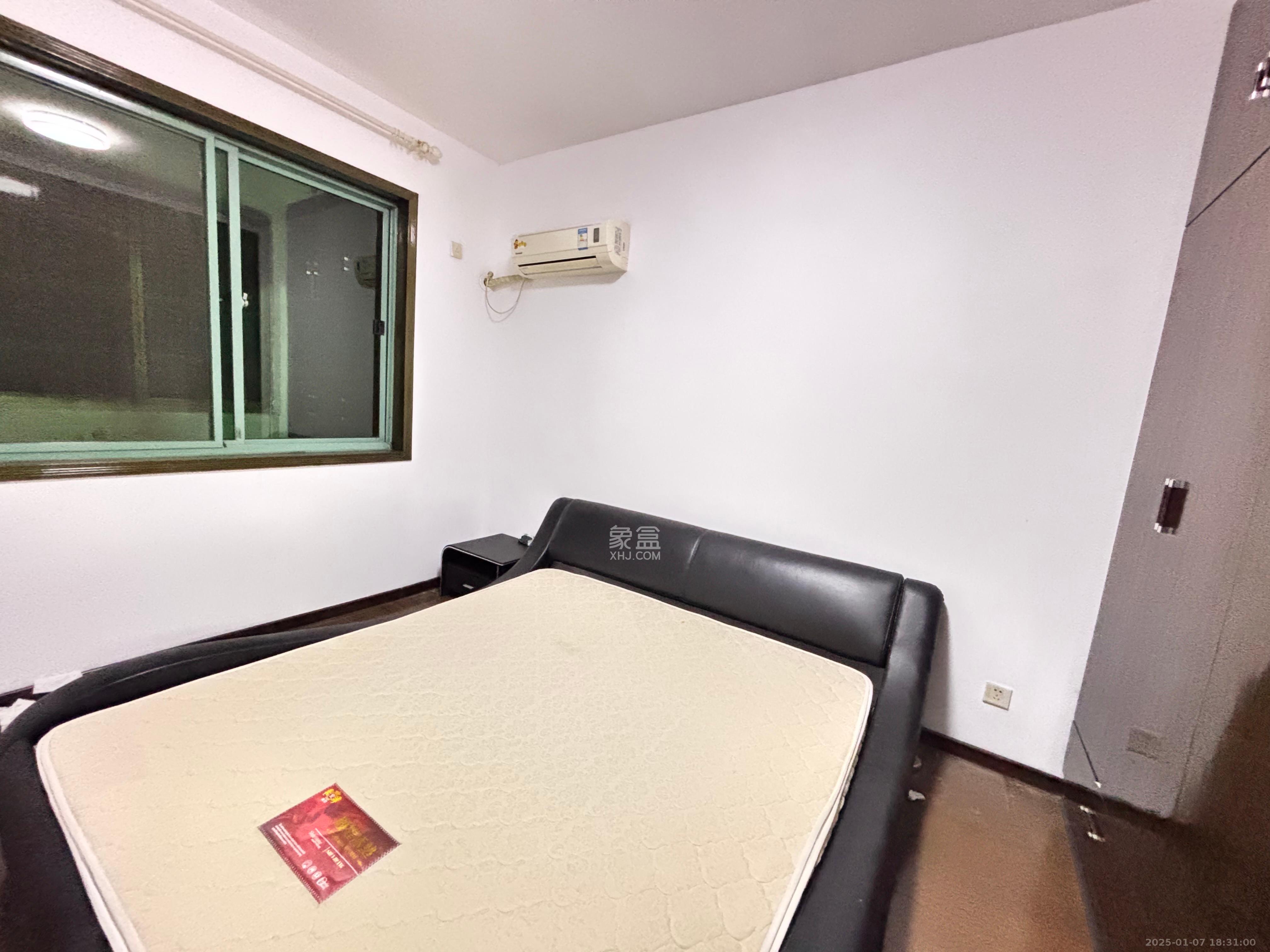 湘钢工人新村 3室2厅1卫 1200.0元/月 湘钢工人新村 3室2厅1卫 1200.0元/月室内图