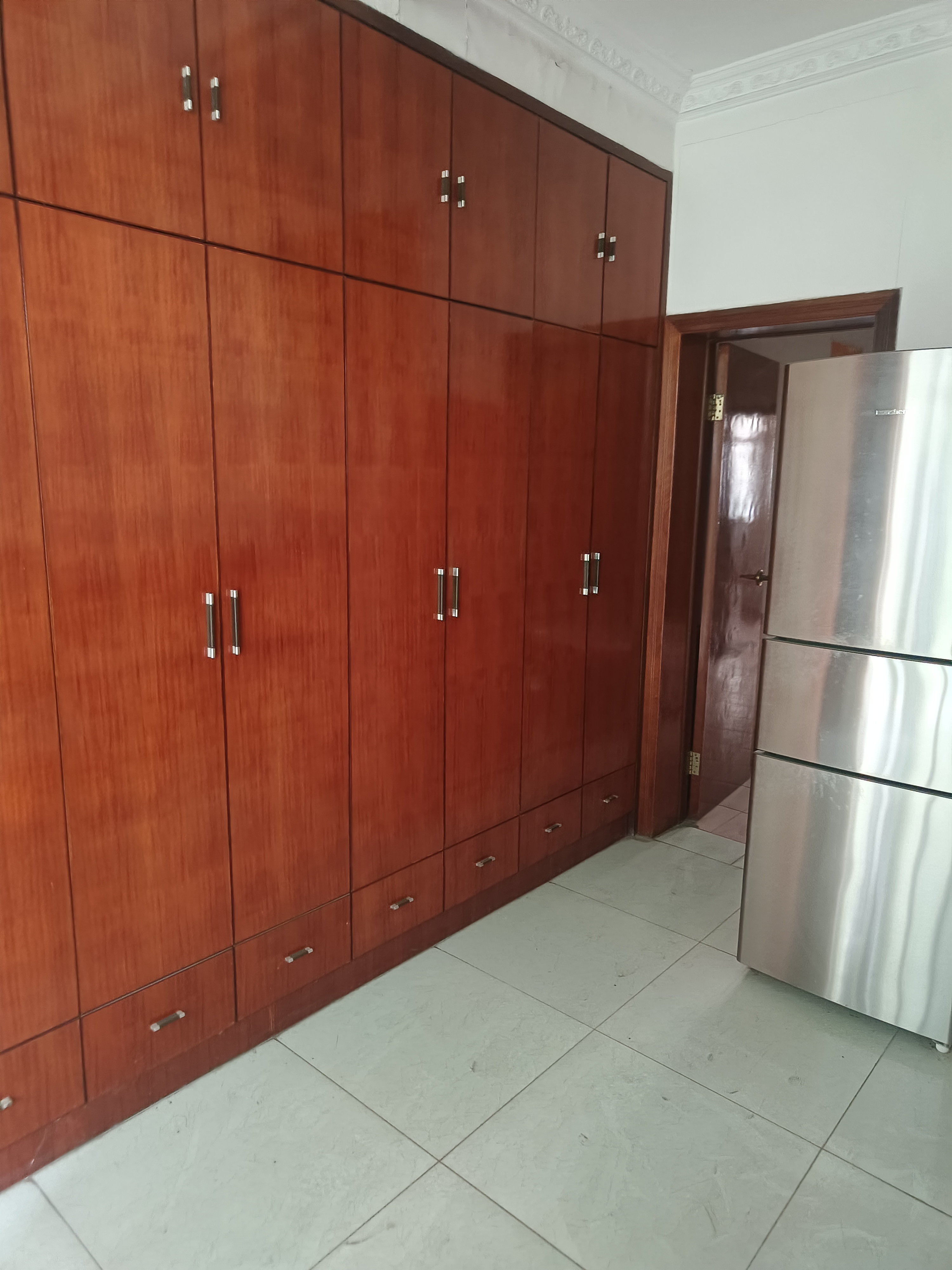 华达机械厂  1室0厅0卫    700.0元/月 华达机械厂  1室0厅0卫    700.0元/月室内图