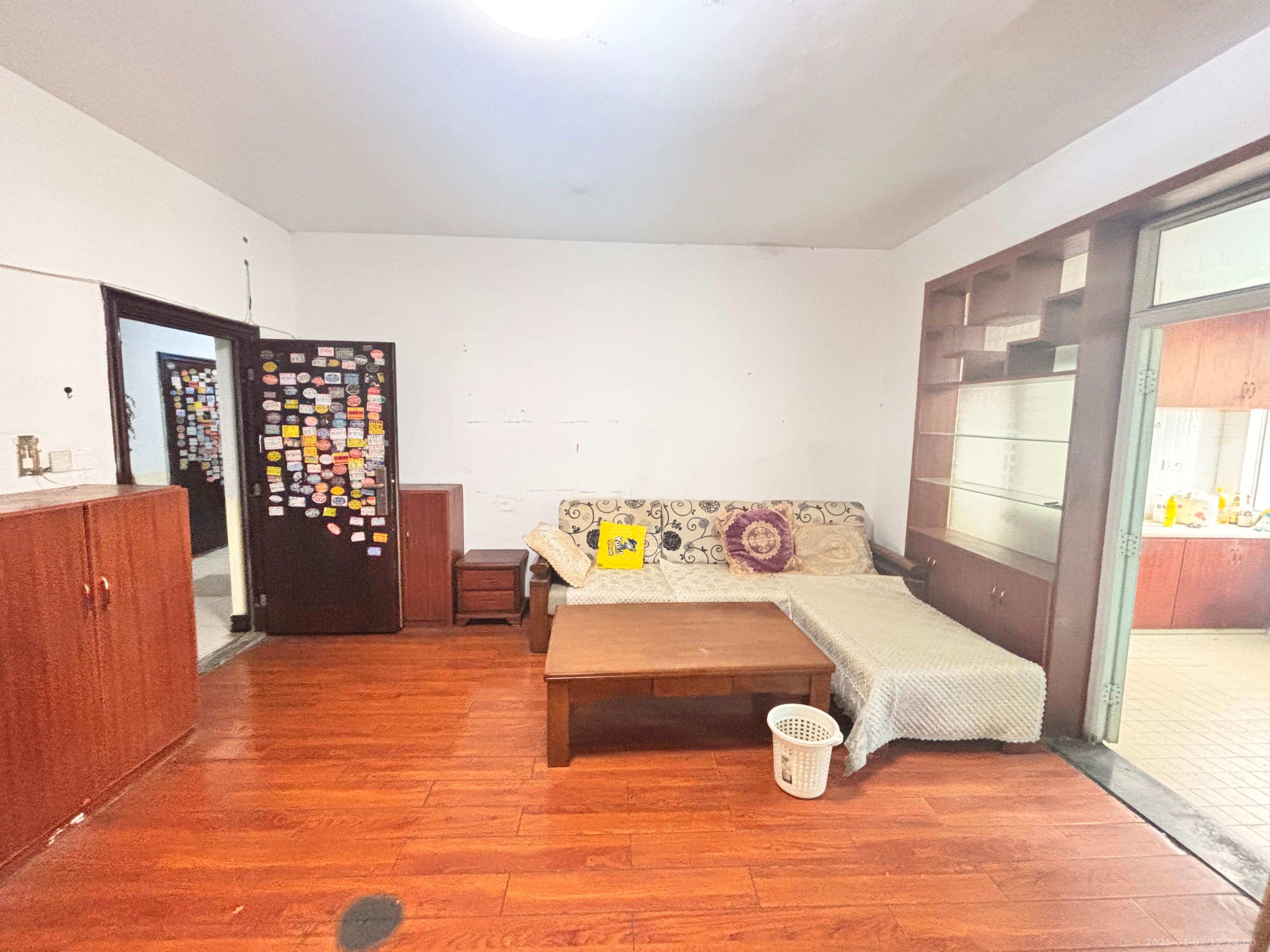 阳光金地 2室2厅1卫 1200.0元/月 阳光金地 2室2厅1卫 1200.0元/月室内图