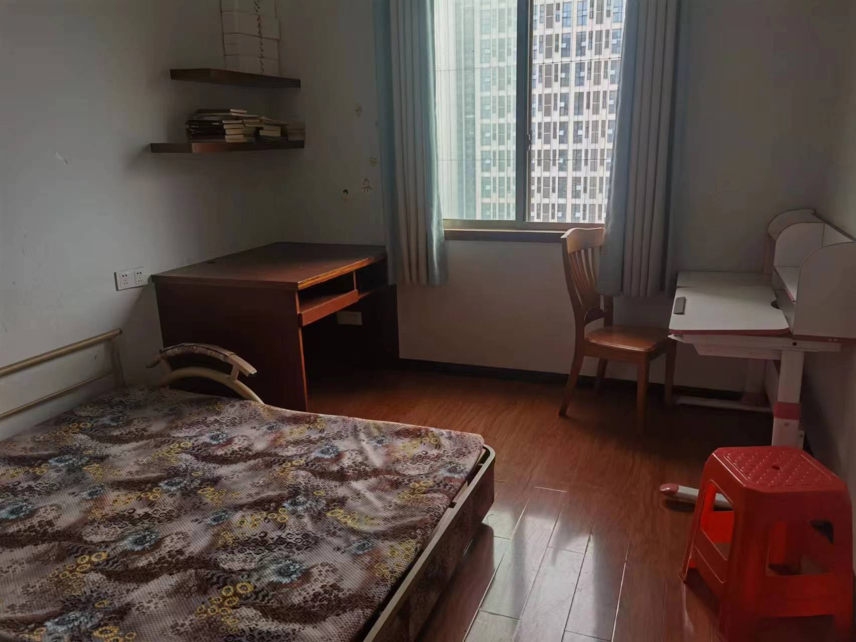 金园小区  3室2厅2卫    1800.0元/月 金园小区  3室2厅2卫    1800.0元/月室内图