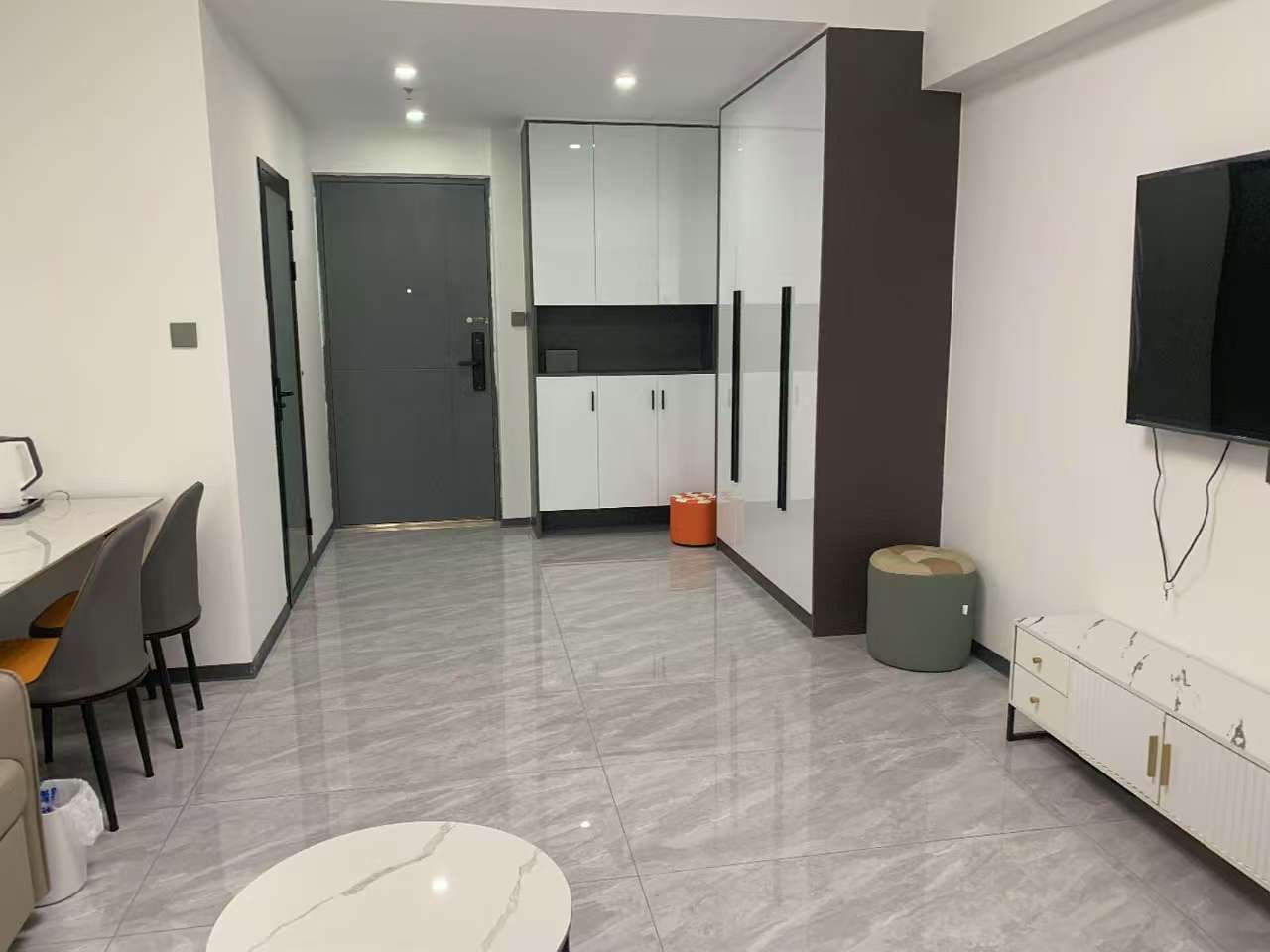 宝基广场  1室1厅1卫    1500.0元/月 宝基广场  1室1厅1卫    1500.0元/月小区图