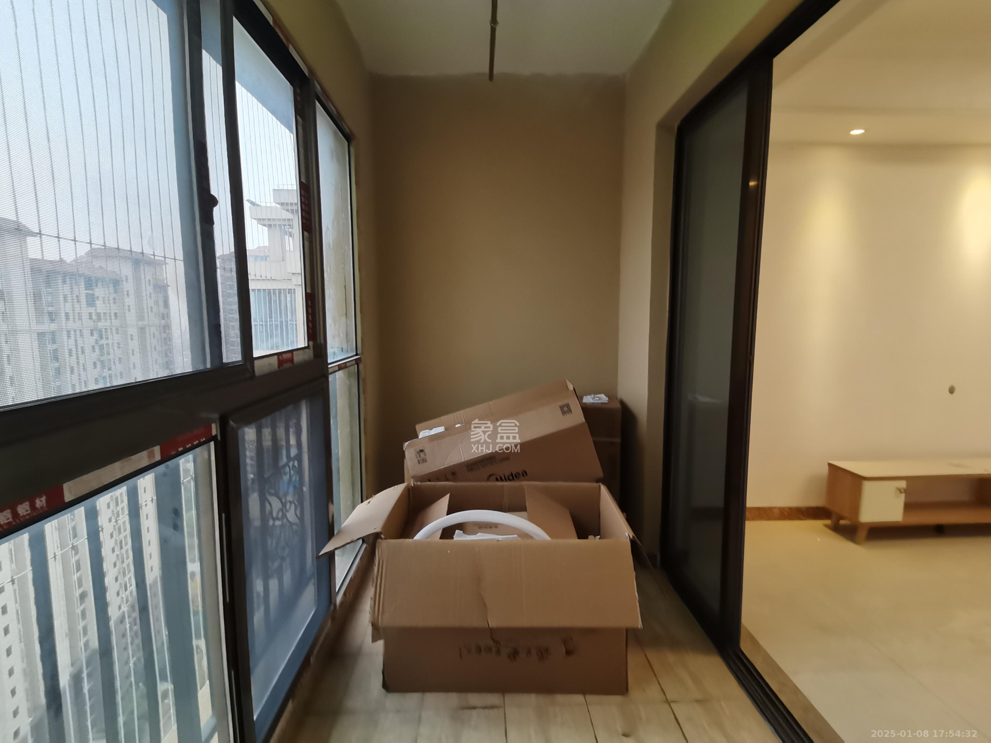 江山帝景哈佛  3室2厅2卫   2400.00元/月室内图