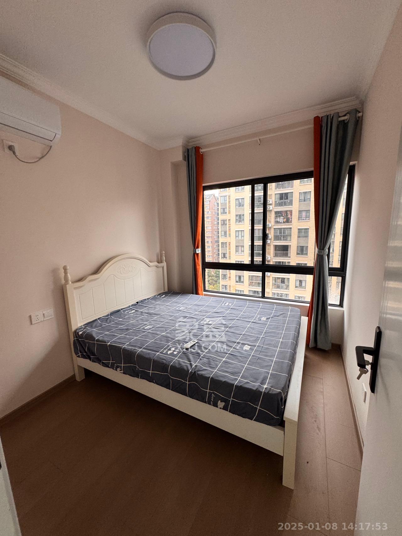 哈佛小镇(五矿哈佛小镇) 3室2厅1卫 2000.0元/月 哈佛小镇(五矿哈佛小镇) 3室2厅1卫 2000.0元/月室内图