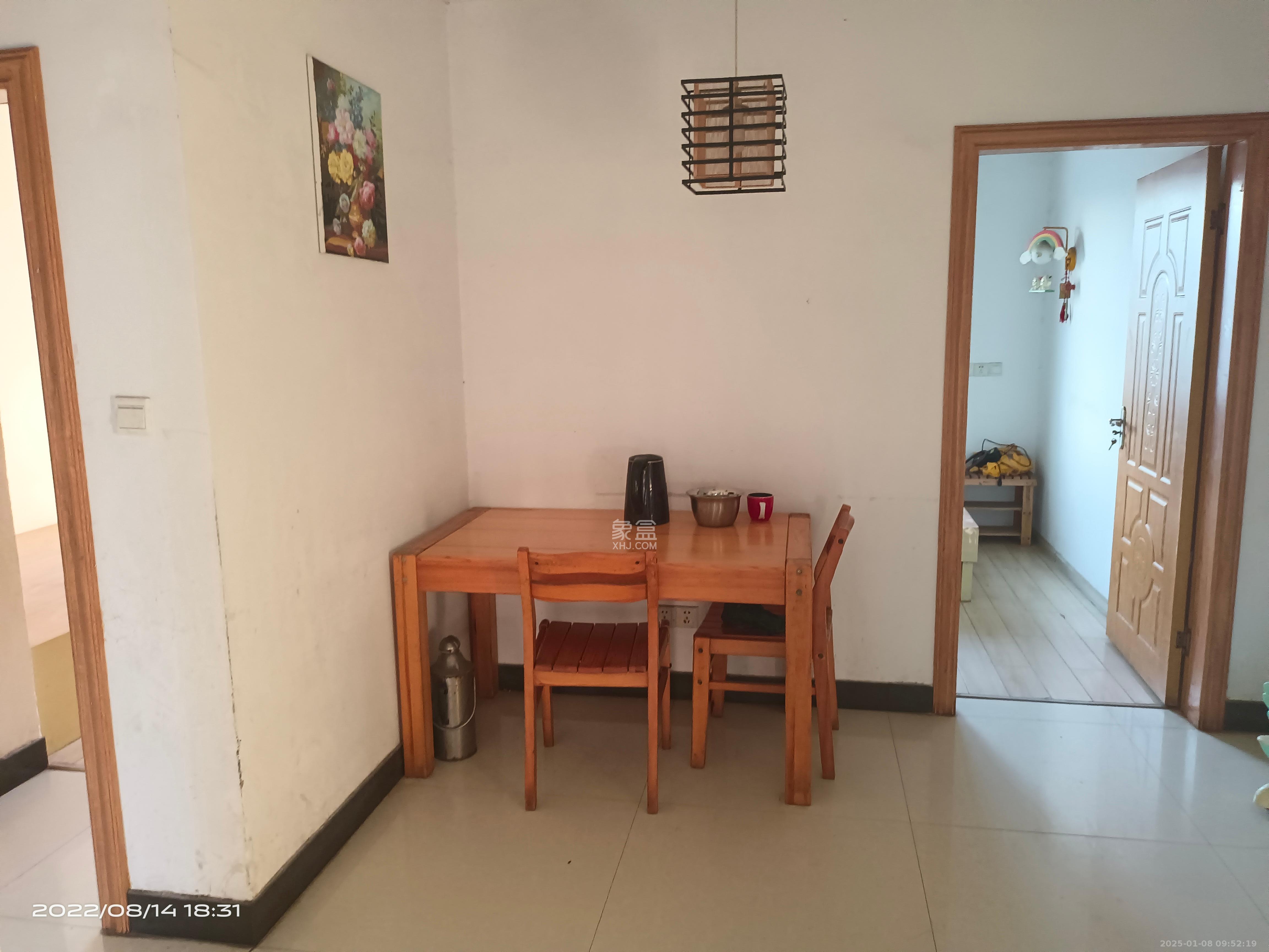 东业苹果社区 3室2厅1卫 1600.0元/月 东业苹果社区 3室2厅1卫 1600.0元/月室内图