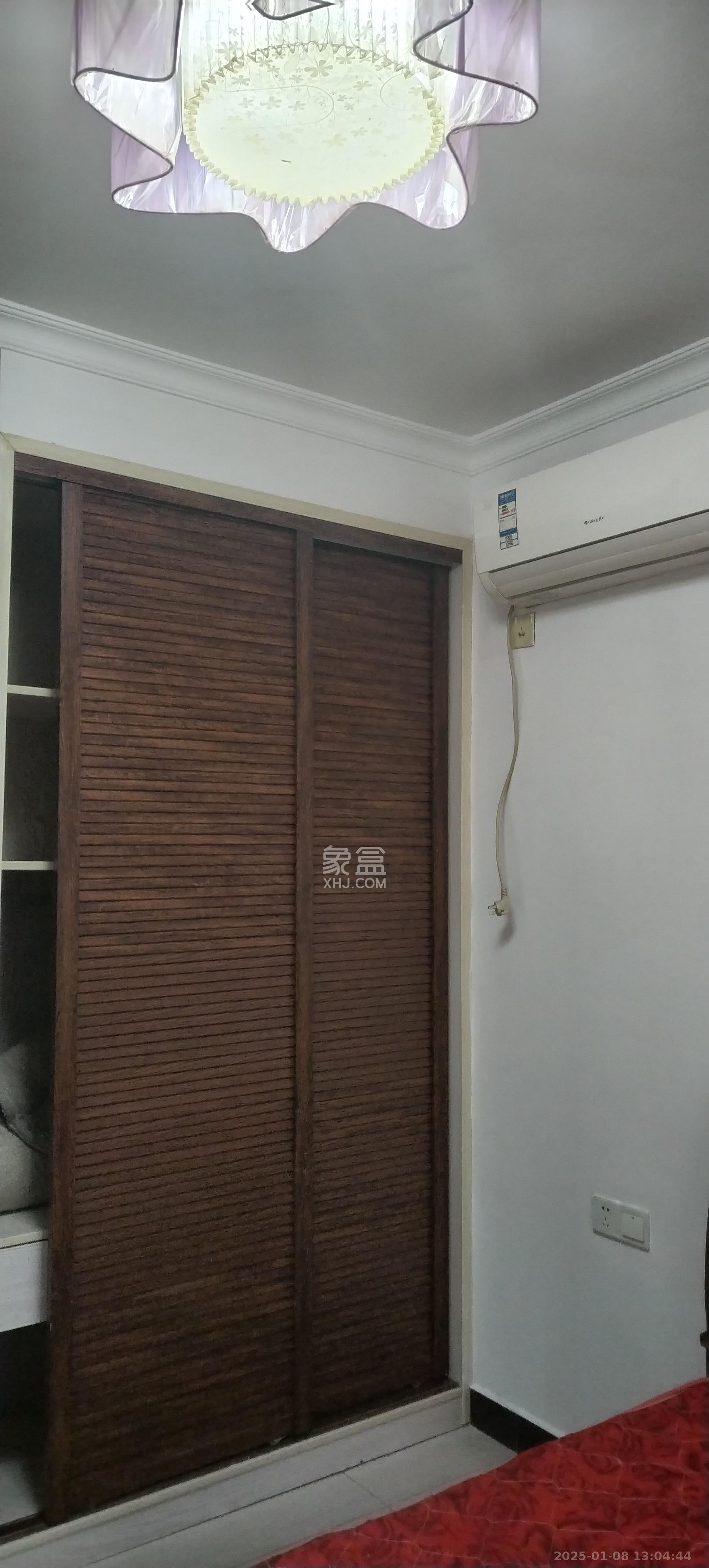 星城新宇莲景苑  3室2厅1卫    2500.0元/月 星城新宇莲景苑  3室2厅1卫    2500.0元/月室内图