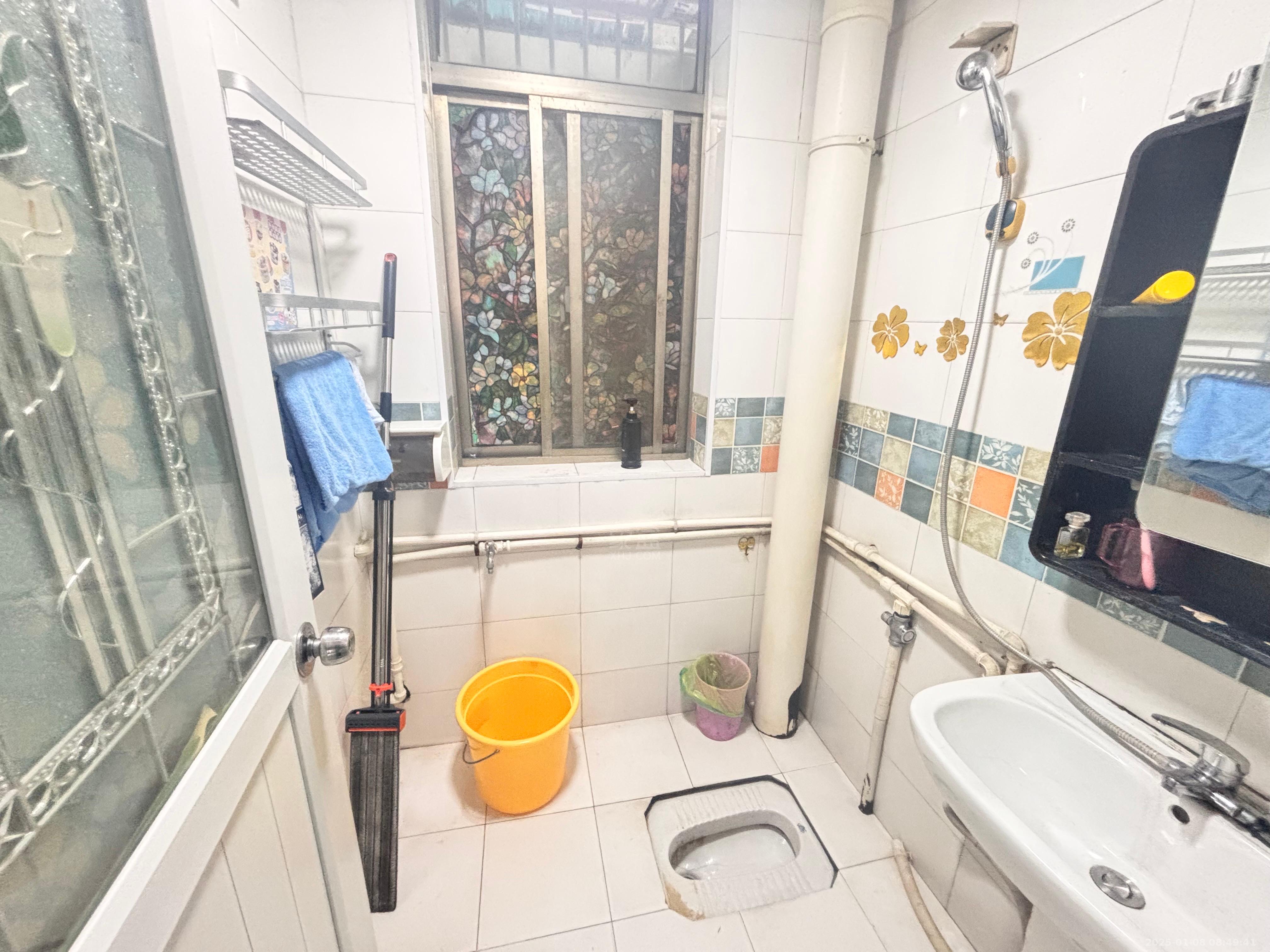 政华嘉园 3室2厅2卫 1800.0元/月 政华嘉园 3室2厅2卫 1800.0元/月室内图