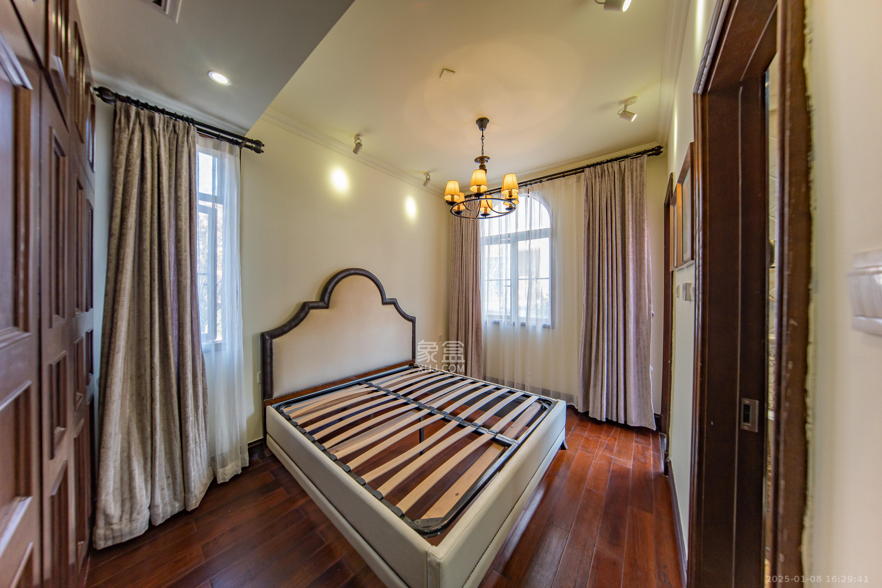 米兰春天 0室0厅0卫 8500.0元/月 米兰春天 0室0厅0卫 8500.0元/月室内图