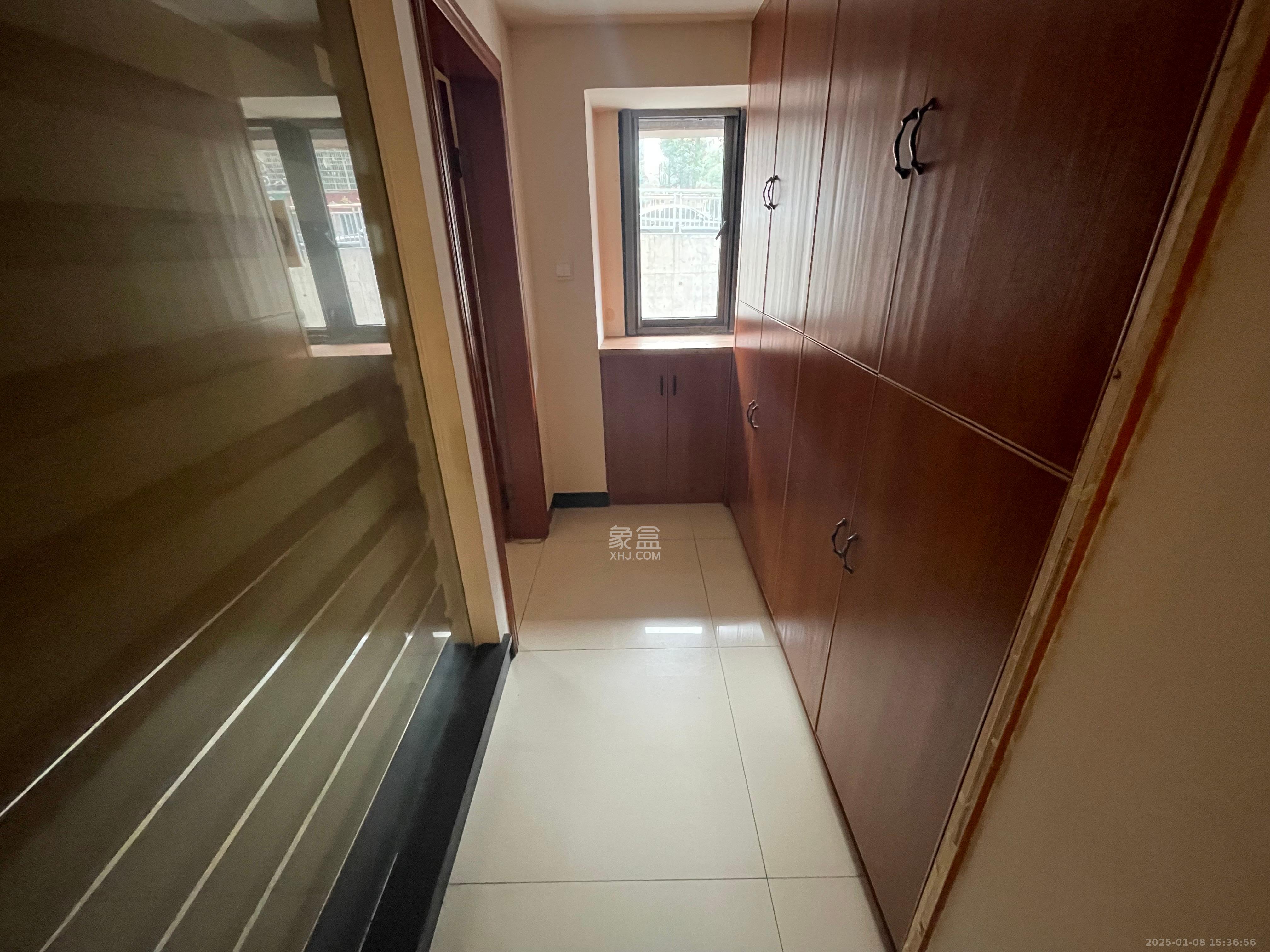 郡原广场   155.84㎡      14000.0元/月室内图