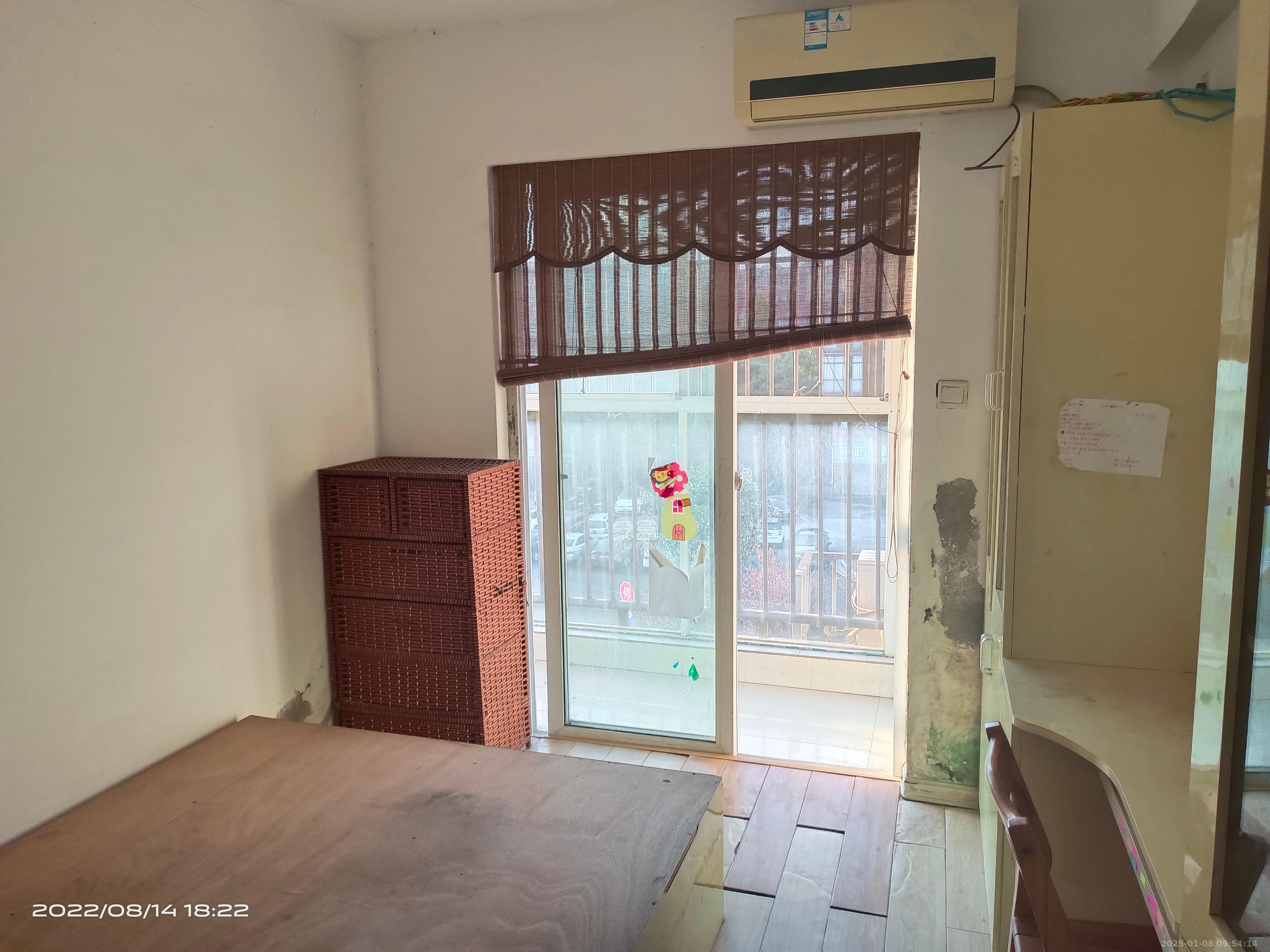 东业苹果社区 3室2厅1卫 1600.0元/月 东业苹果社区 3室2厅1卫 1600.0元/月室内图