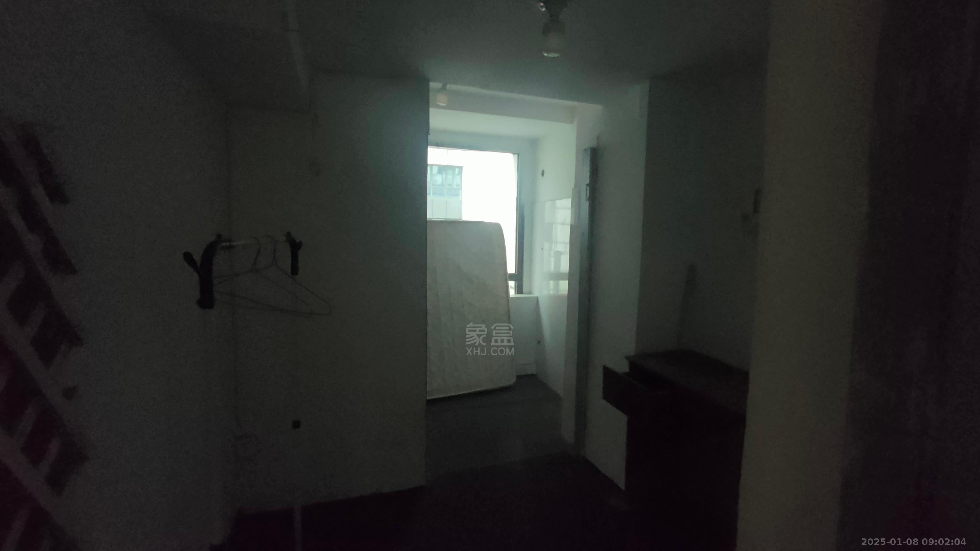 大汉希尔顿 5室2厅2卫 2800.0元/月 大汉希尔顿 5室2厅2卫 2800.0元/月室内图