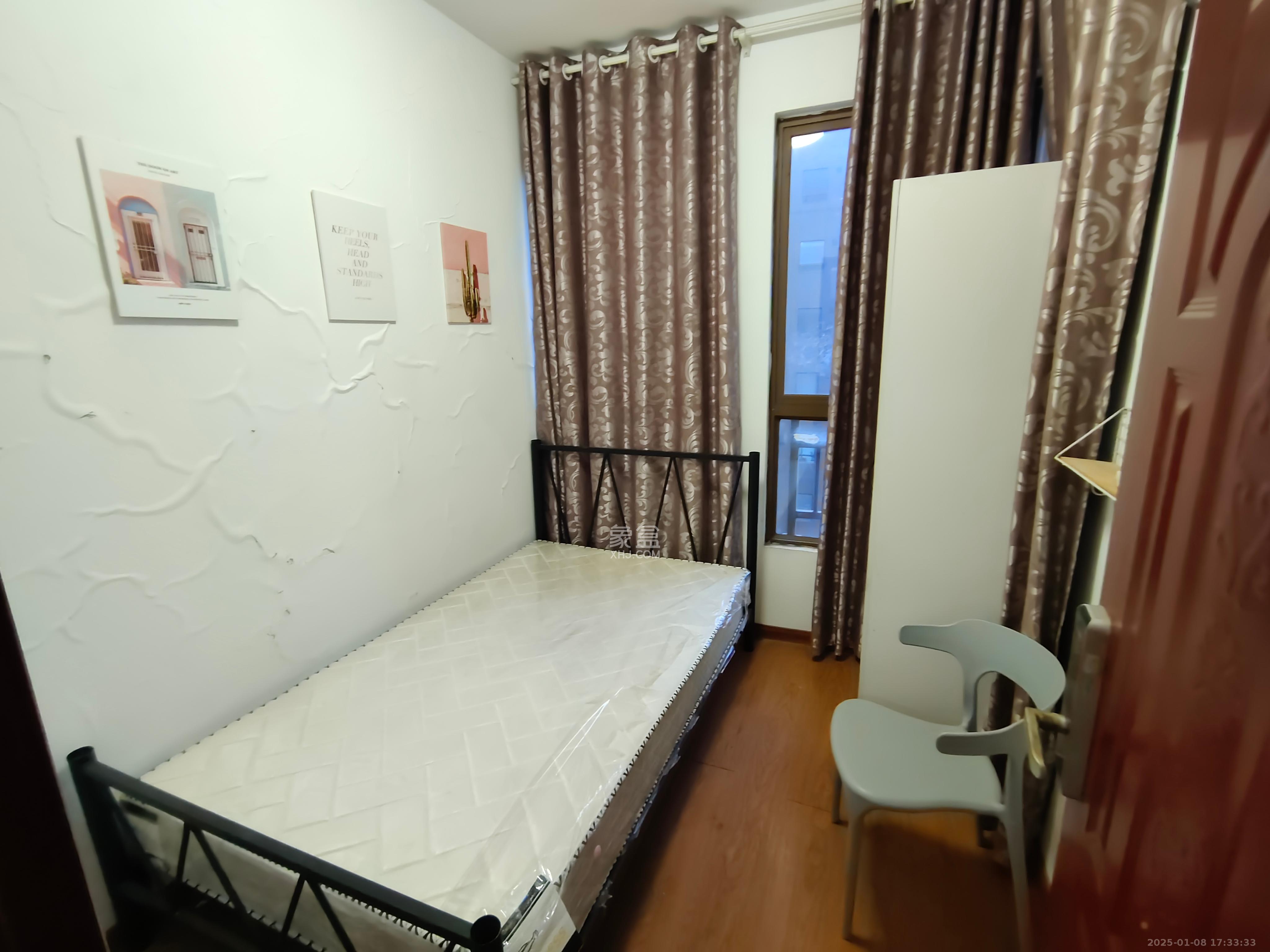 第六都(陆都小区)  5室2厅2卫    4500.0元/月 第六都(陆都小区)  5室2厅2卫    4500.0元/月室内图